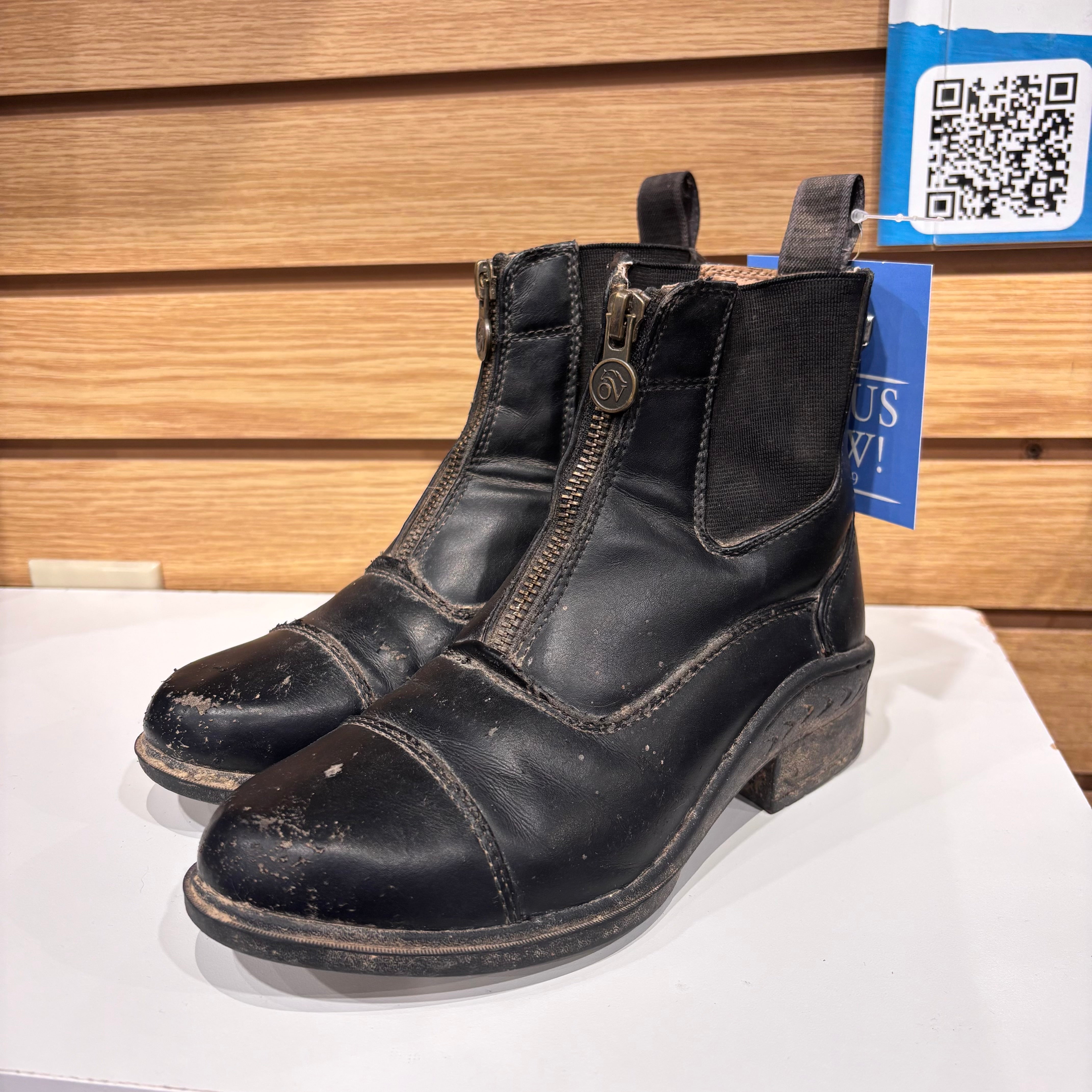 Used Ovation Kids Size 1 Paddock Boots Black