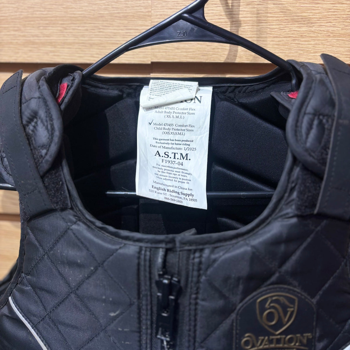Used Child Medium Black Ovation Comfortflex Body Protector