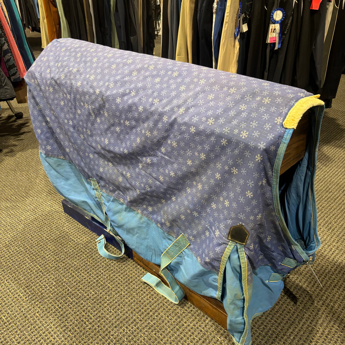 Used 69" Blue Snowflake Weatherbeeta Medium Turnout Blanket