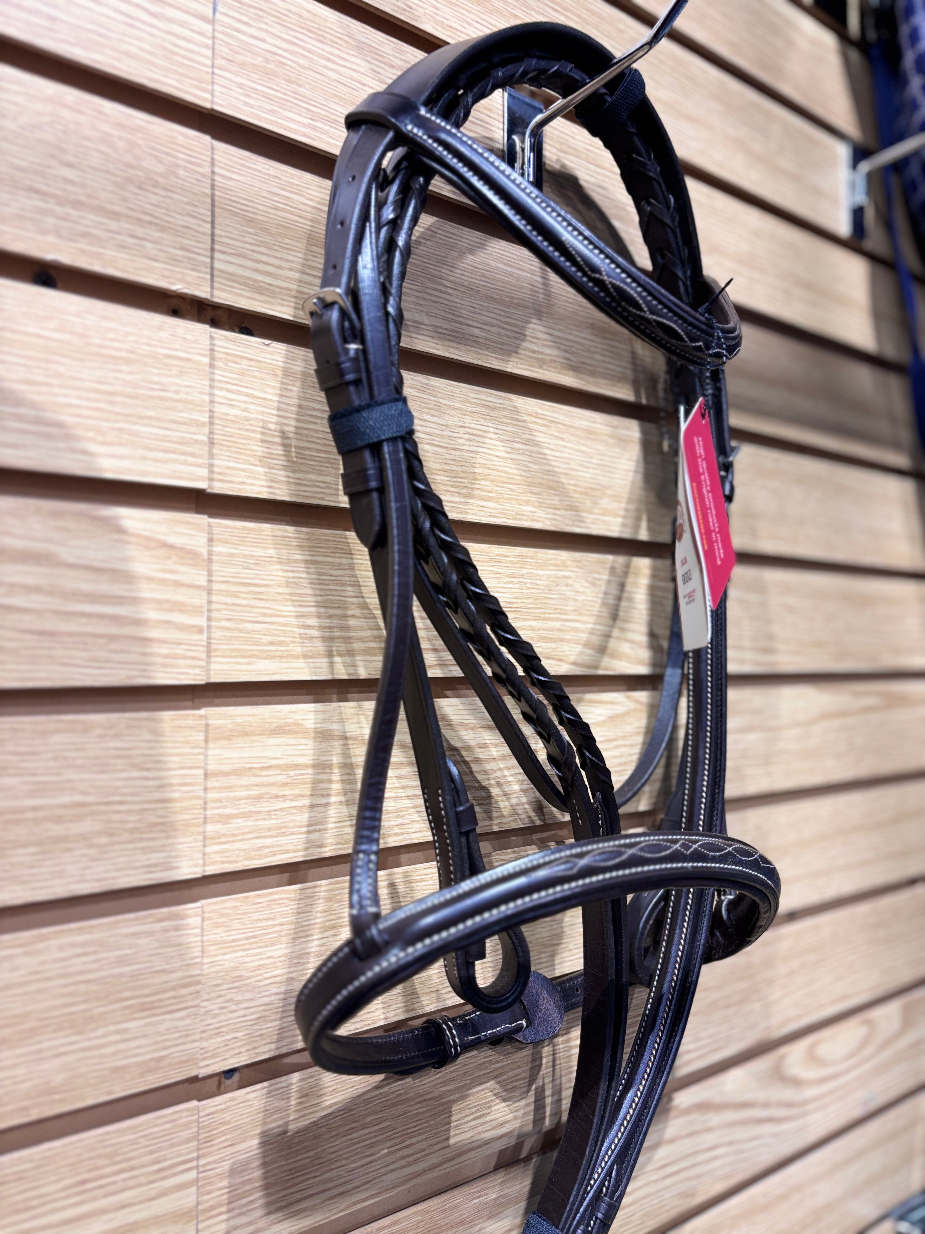 Used Cob Brown Weaver Leather Fancy Stitched Bridle w Laced Reins