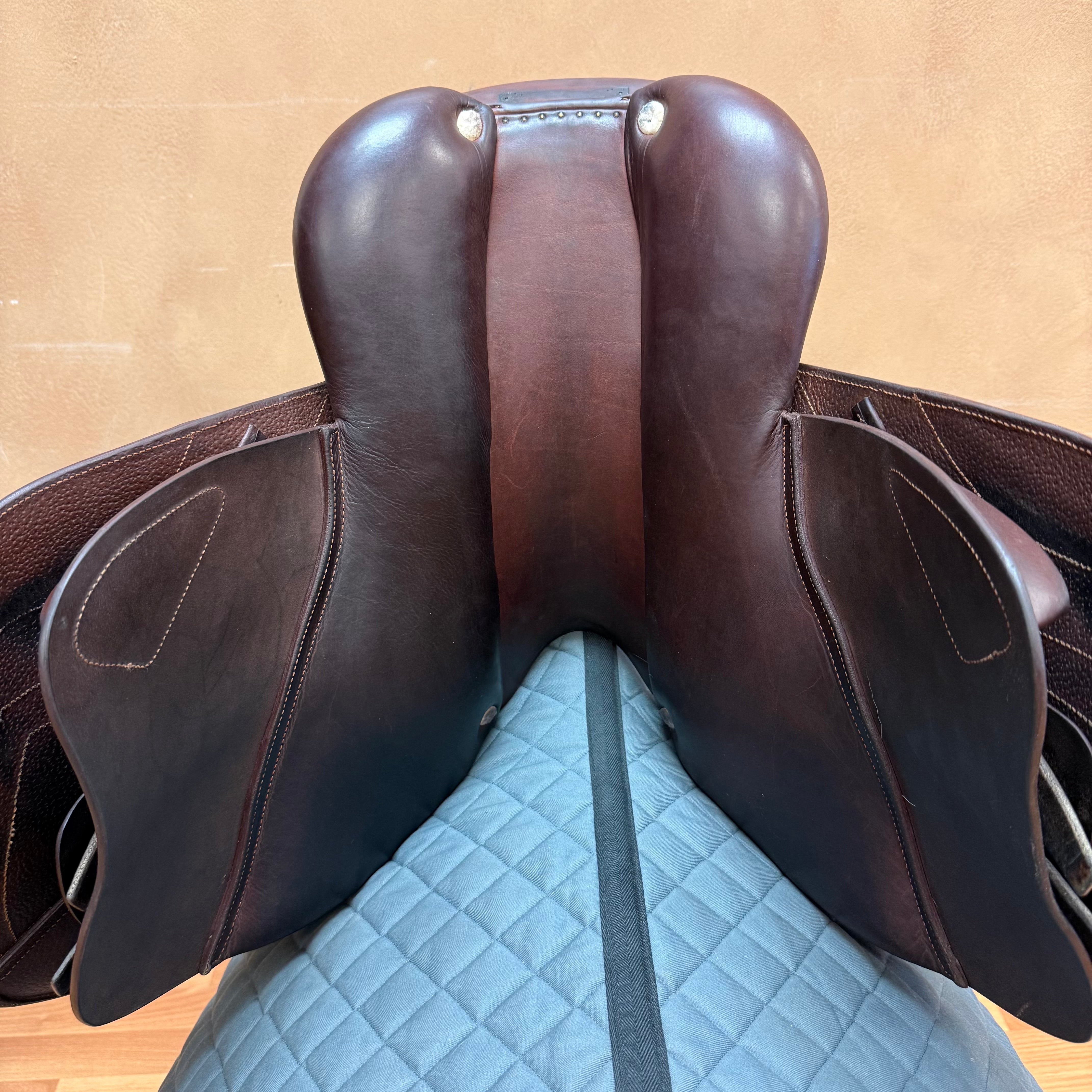 Used CWD SE19 Pony Saddle 15.5" Medium Tree