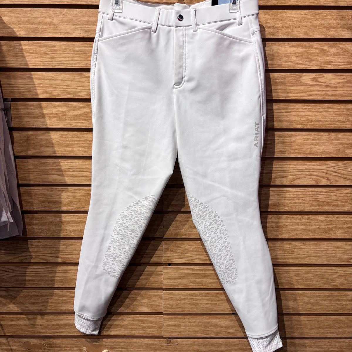 Used 30R White Men's Ariat Tri Factor KP Breech