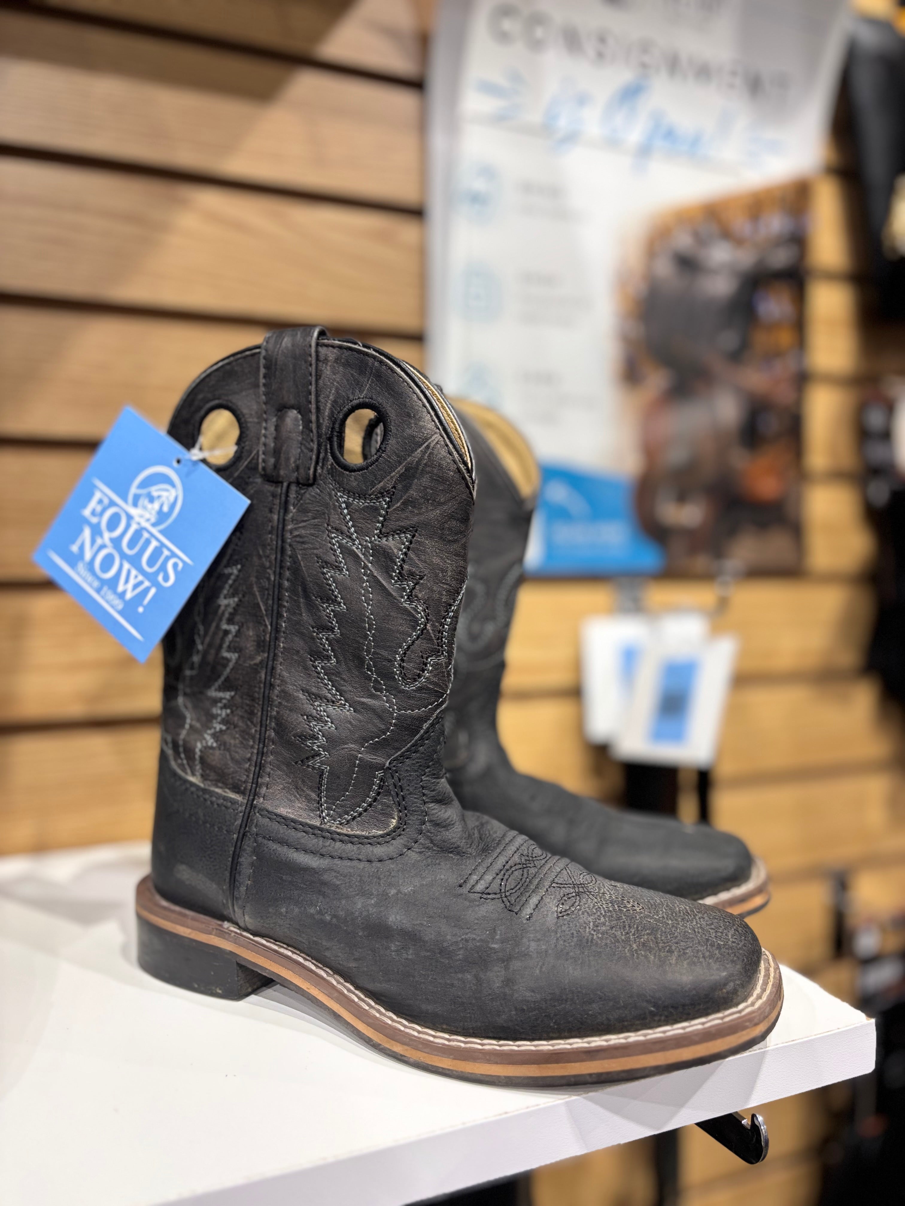 Used Youth 2.5 Dark Grey Western Boots