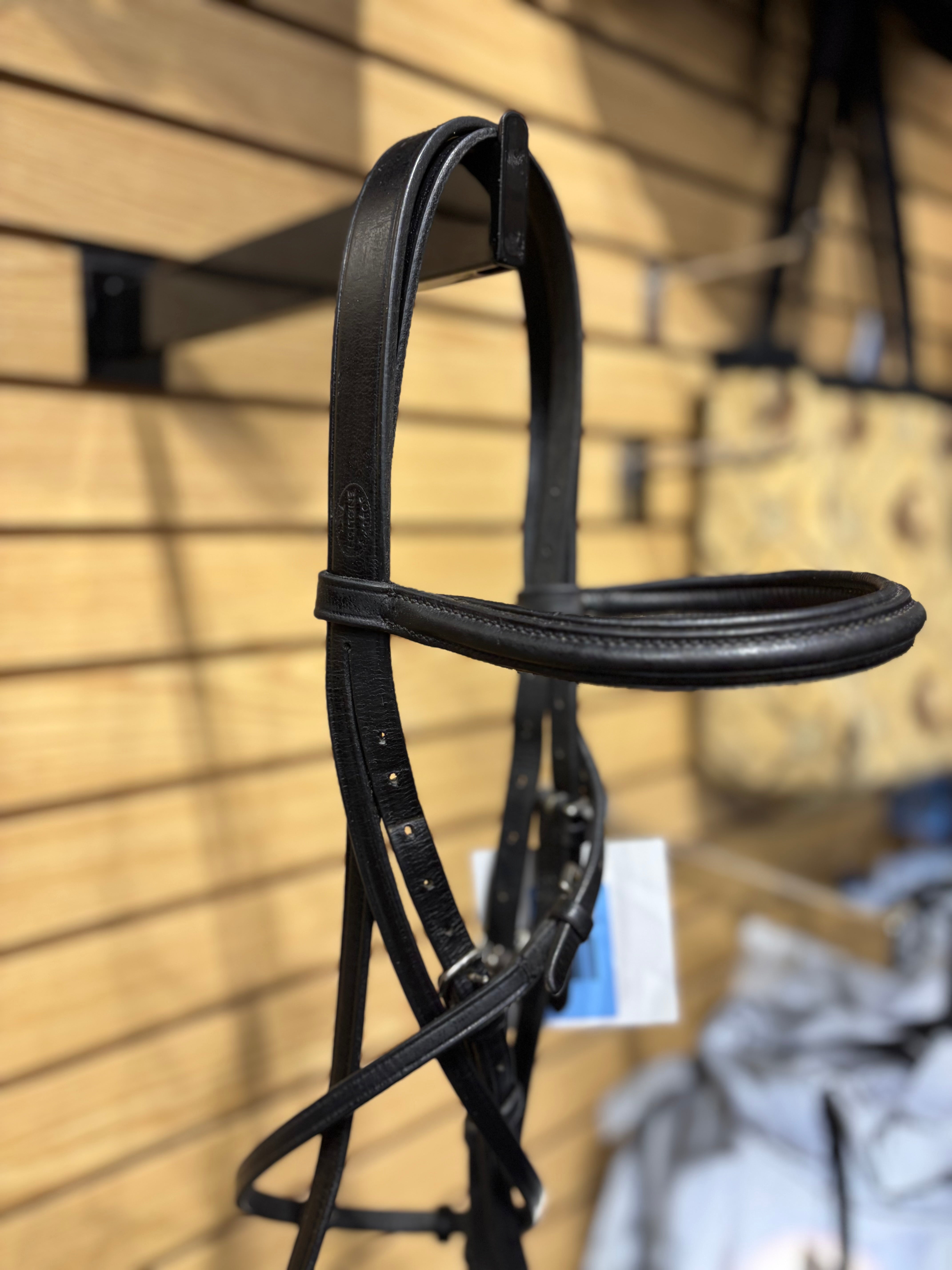 Used Bobby's English Tack Full Black Bridle