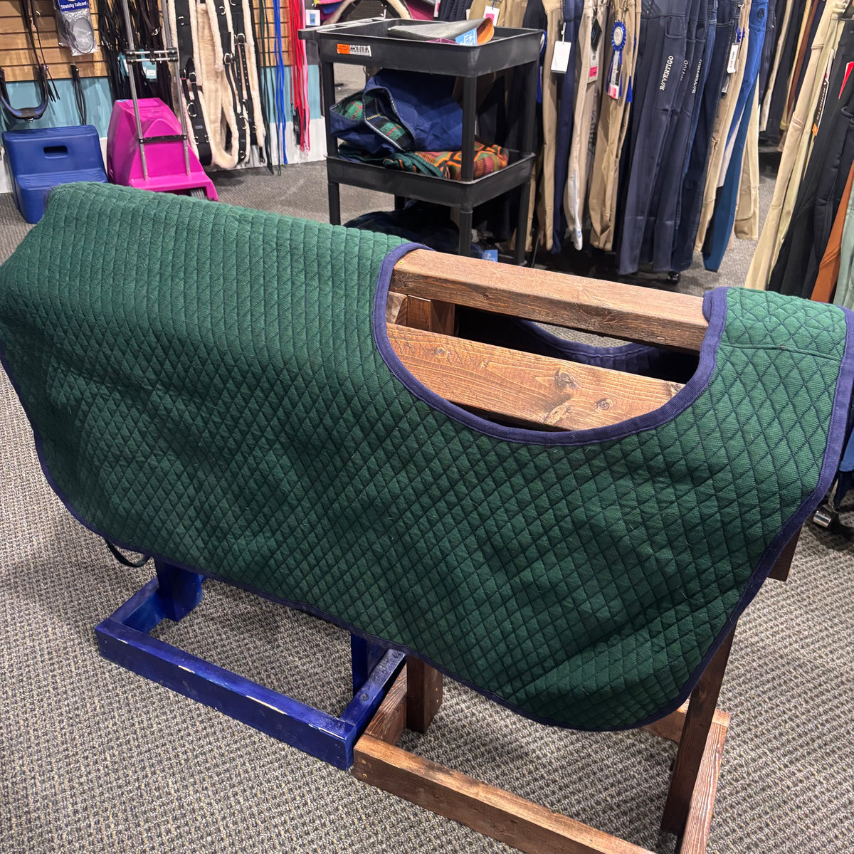 Used 57" Green/Navy Dover Saddlery Quilted Quarter Sheet