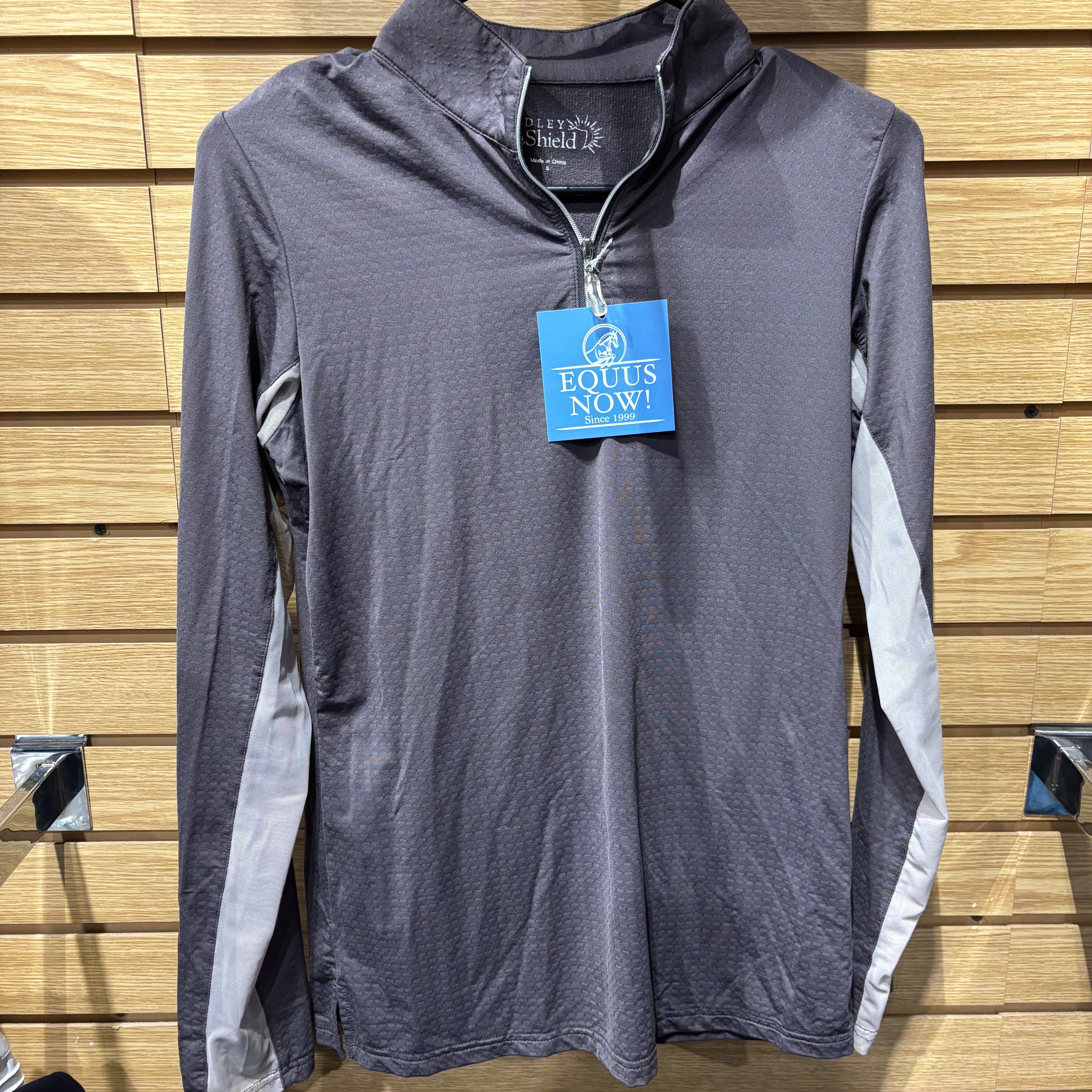 Used SmartPak Hadley Grey Sun Shirt Small