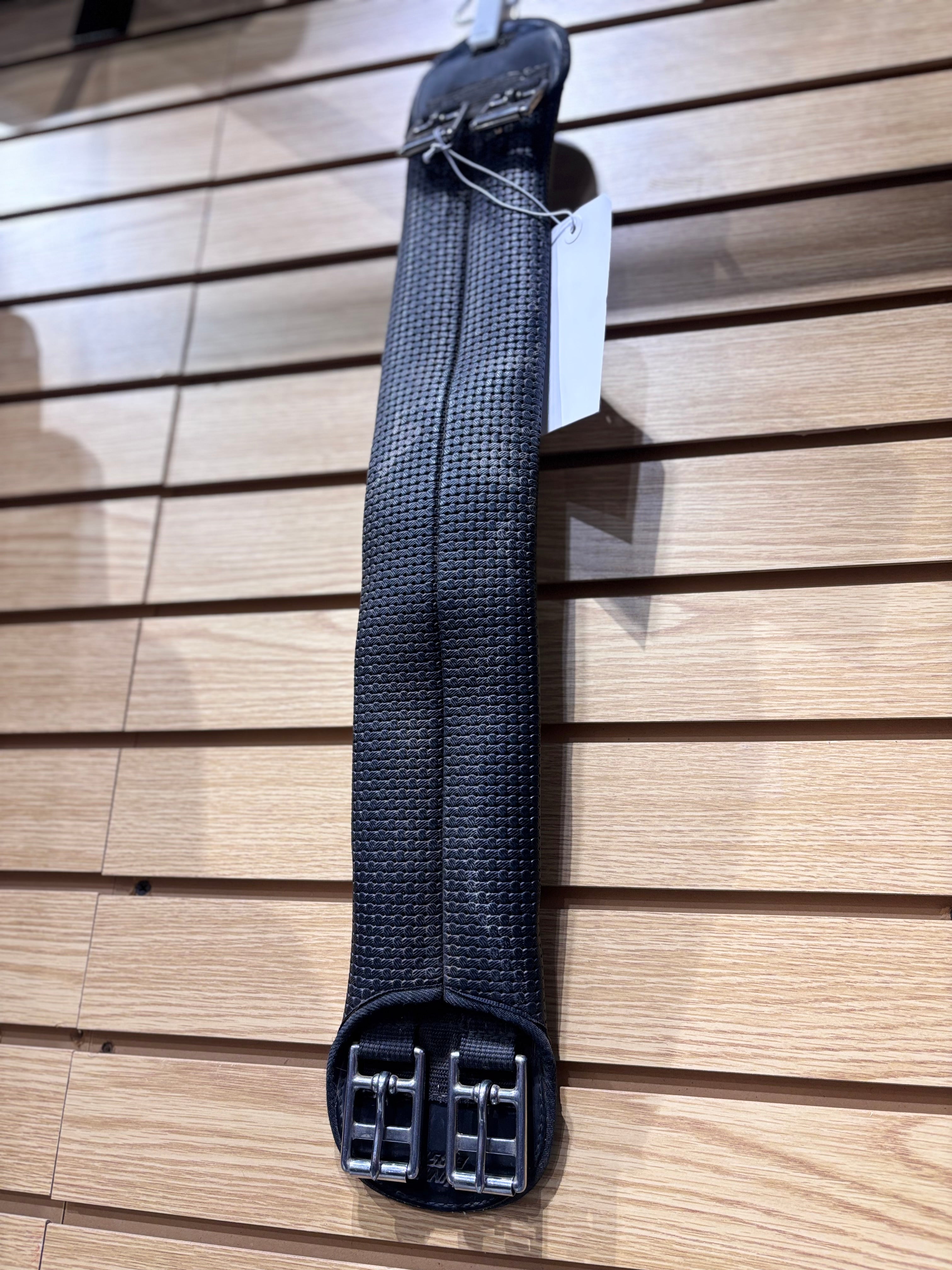 Used Wintec Dressasge Girth