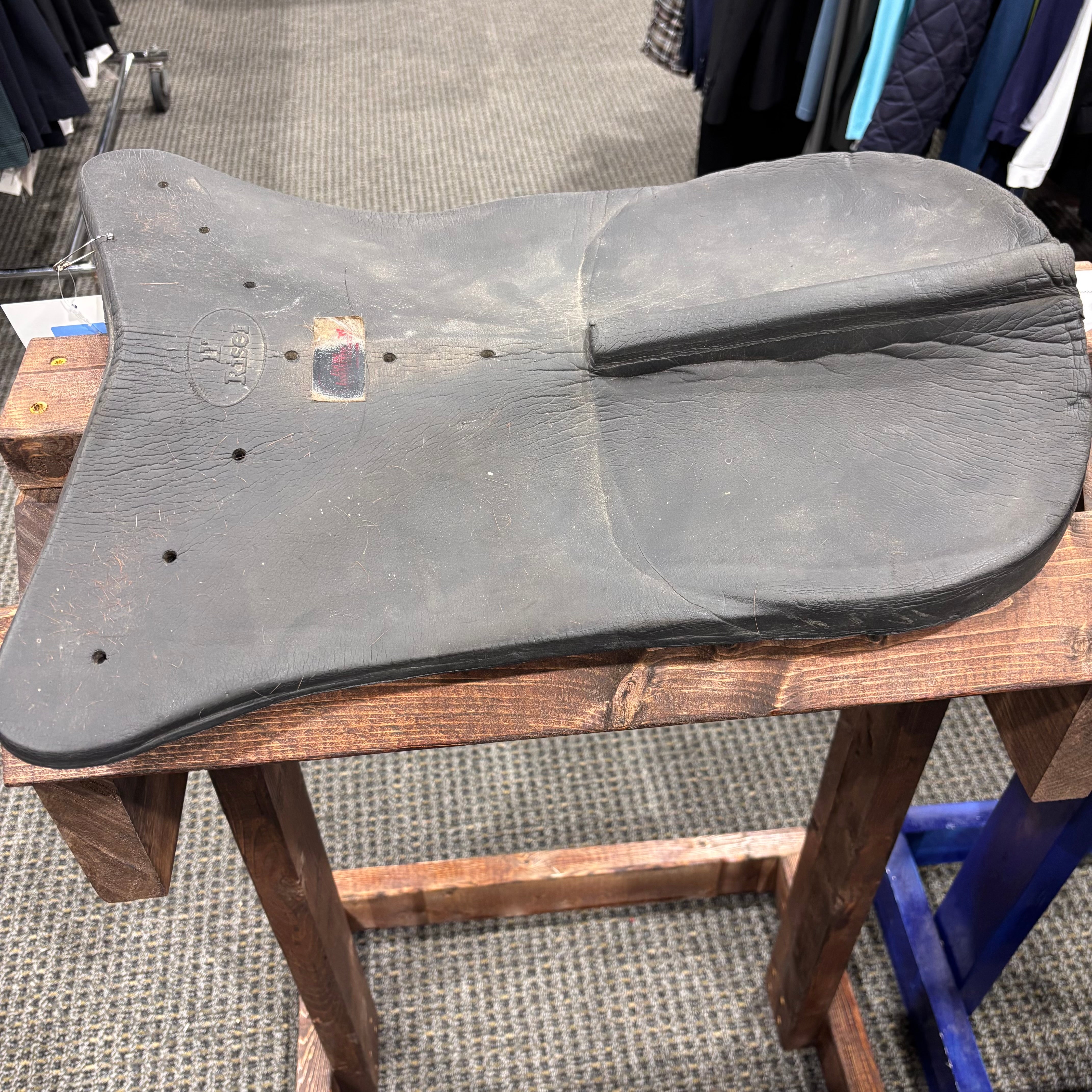 Used 11" Riser Pad Black
