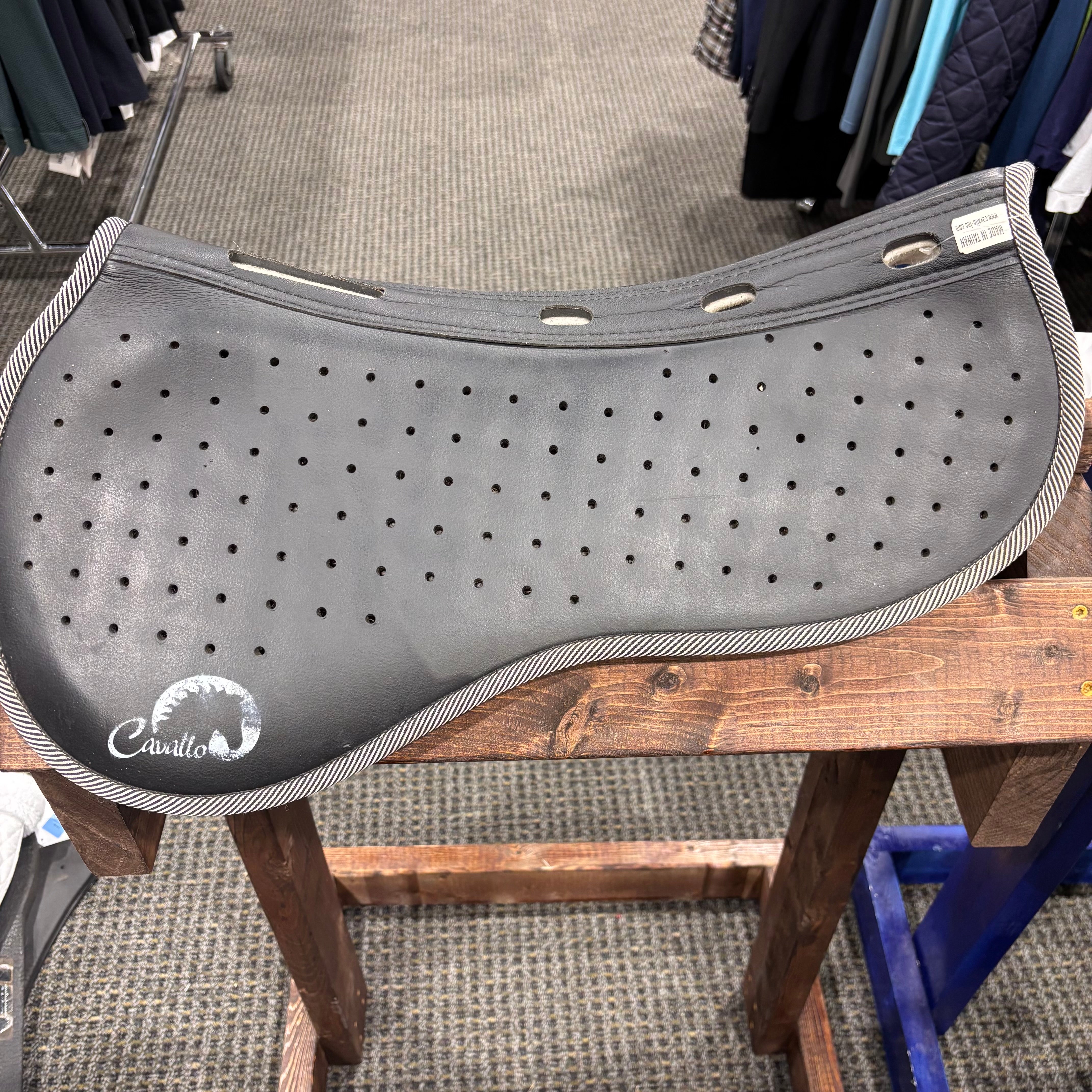 Used Cavallo Black Half Pad
