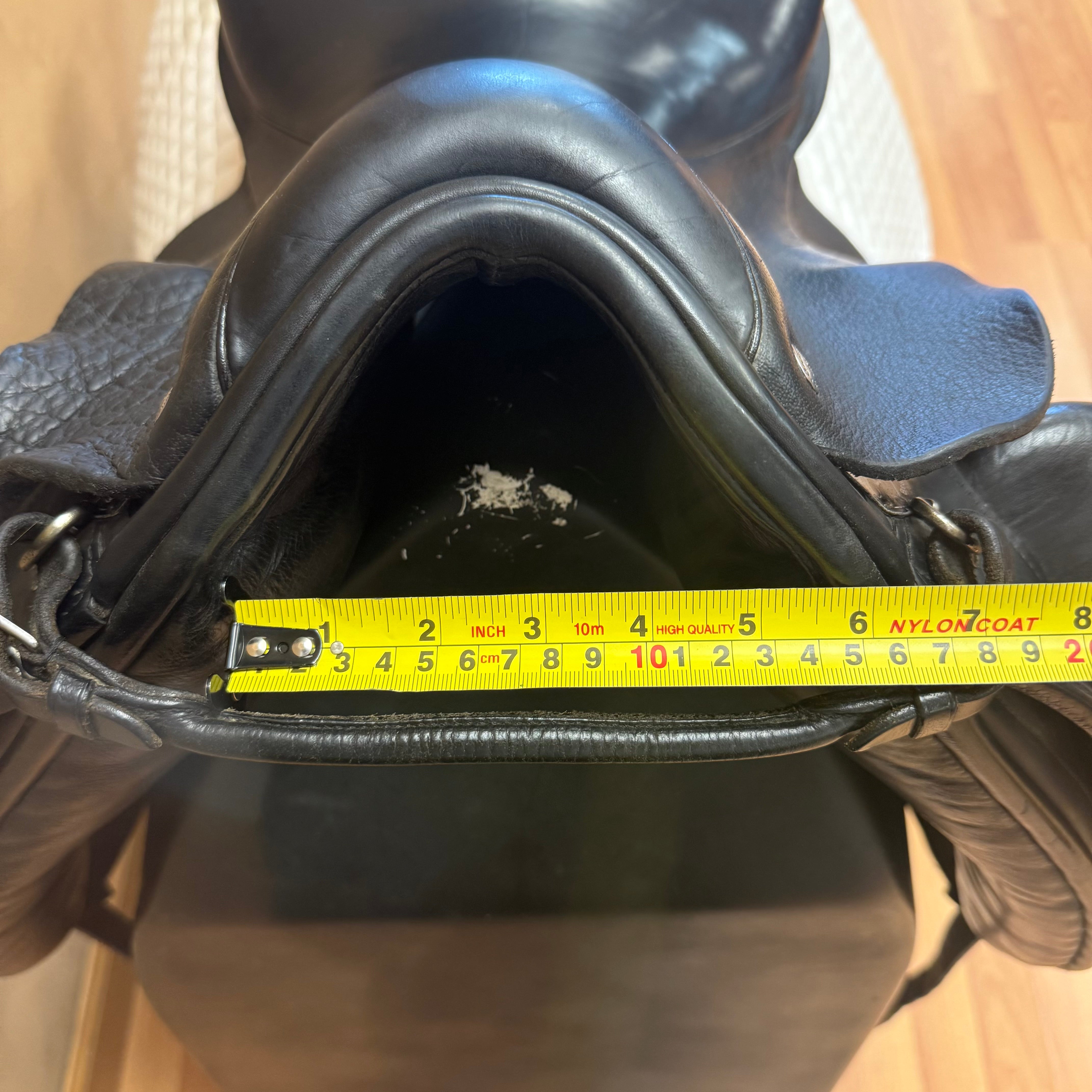 Used Custom Saddlery Wolfgang Solo Dressage Saddle 18" Wide Tree
