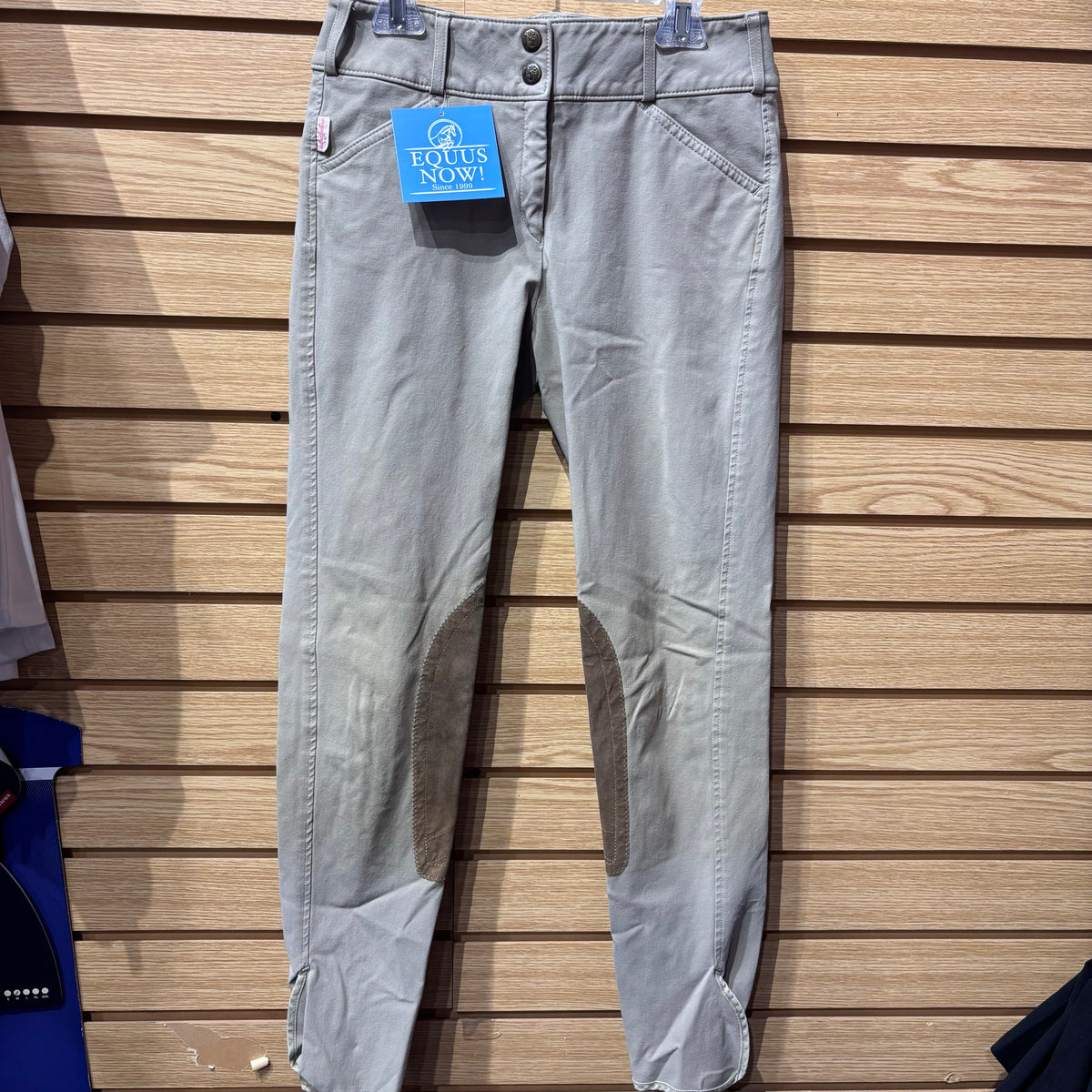 Used 26 Tan Tailored Sportsman Knee Patch Breeches
