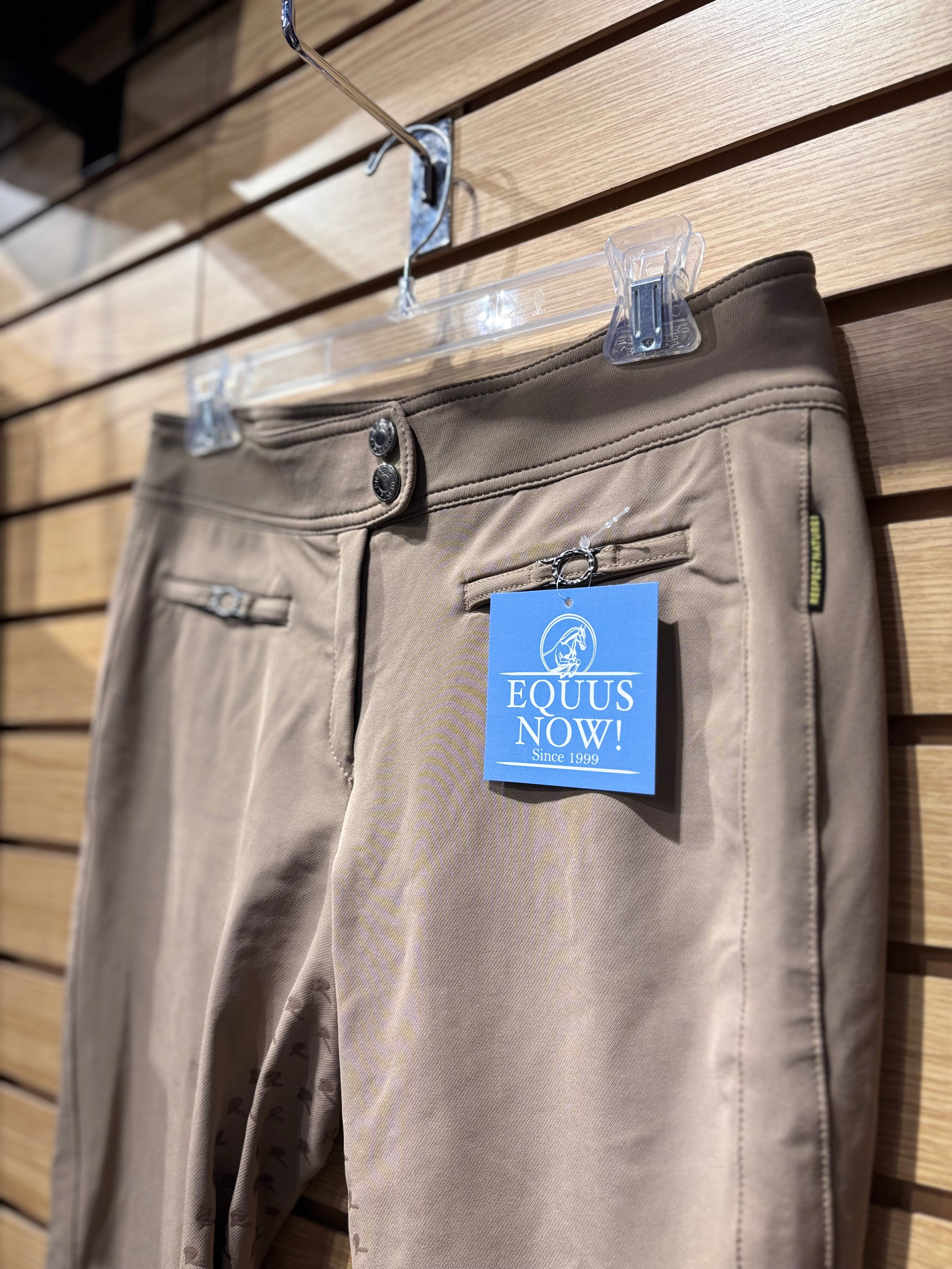 Used USA 30 Tan Pikeur Full Seat Breeches