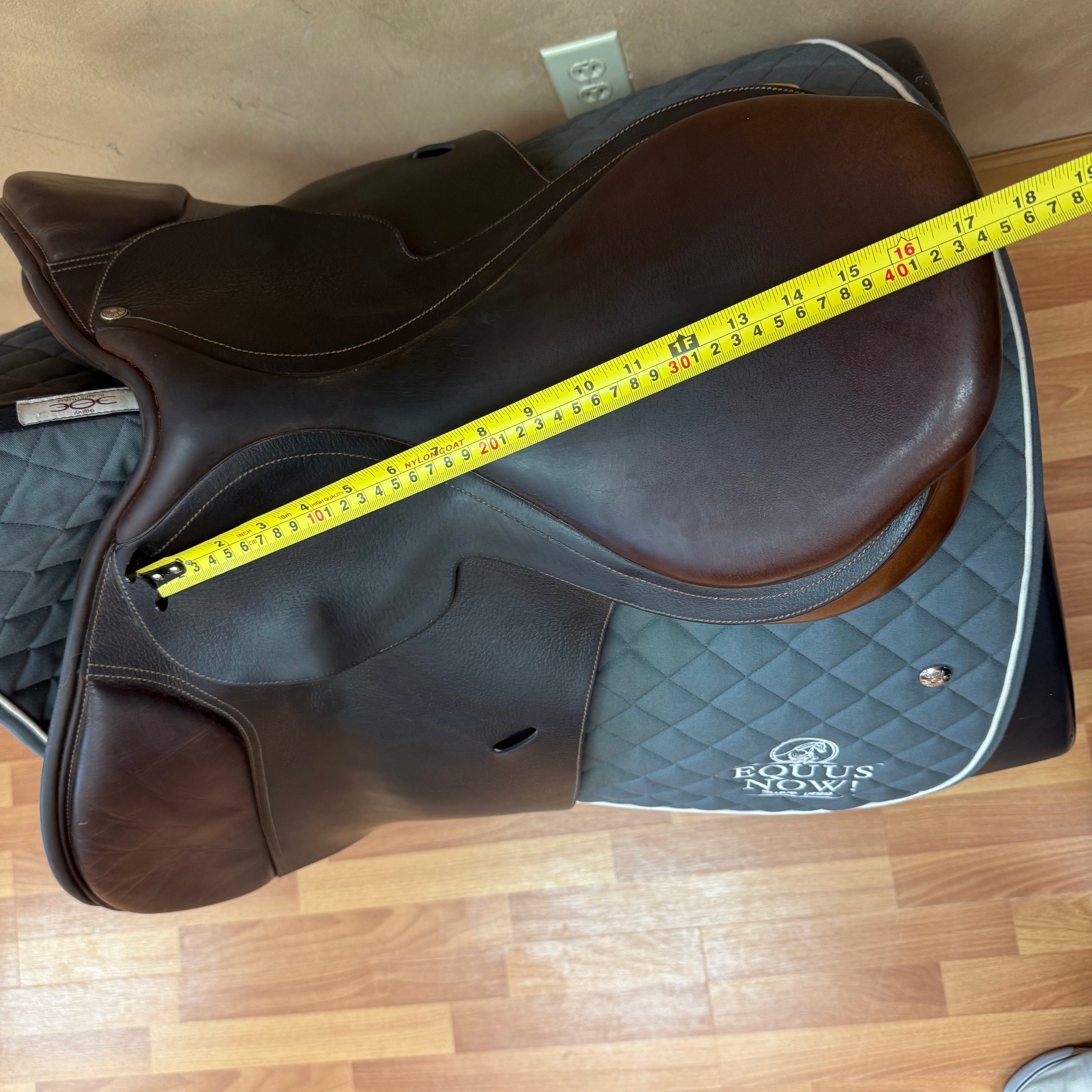 Used Collegiate Convertible Jump Saddle 17" Adjustable Tree