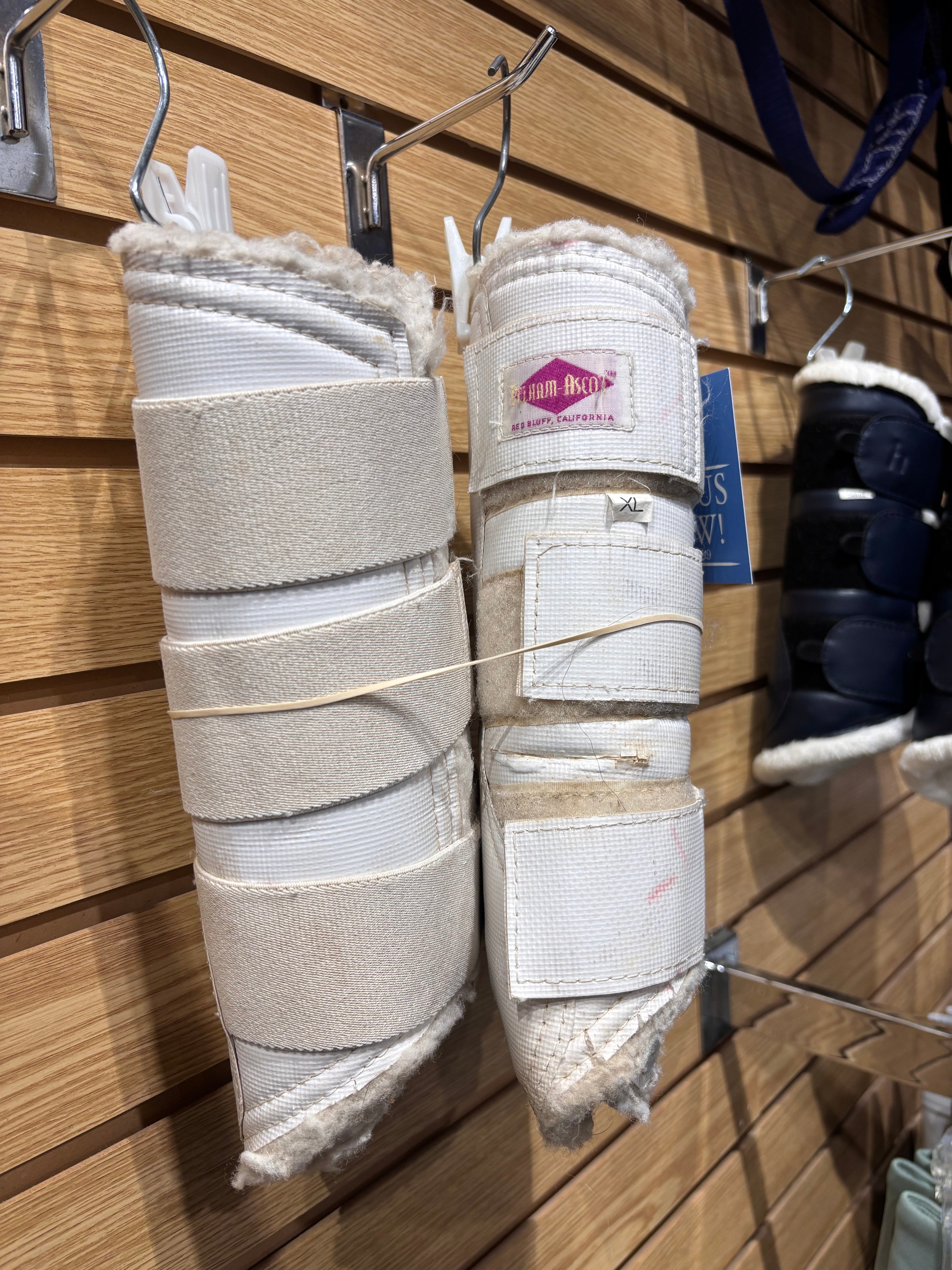 Used X-Large White Pelham Splint Boots - Set of 4