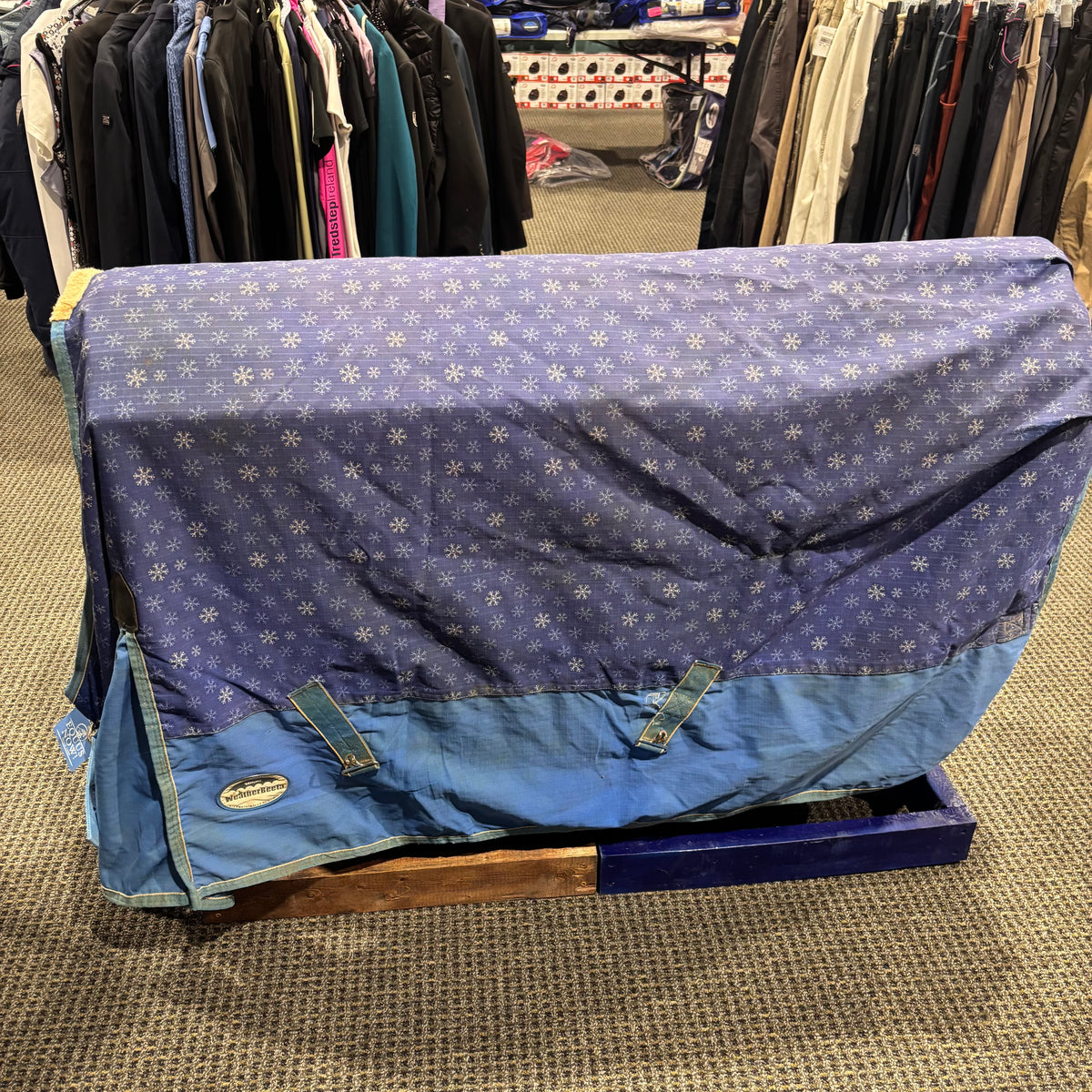 Used 69" Blue Snowflake Weatherbeeta Medium Turnout Blanket