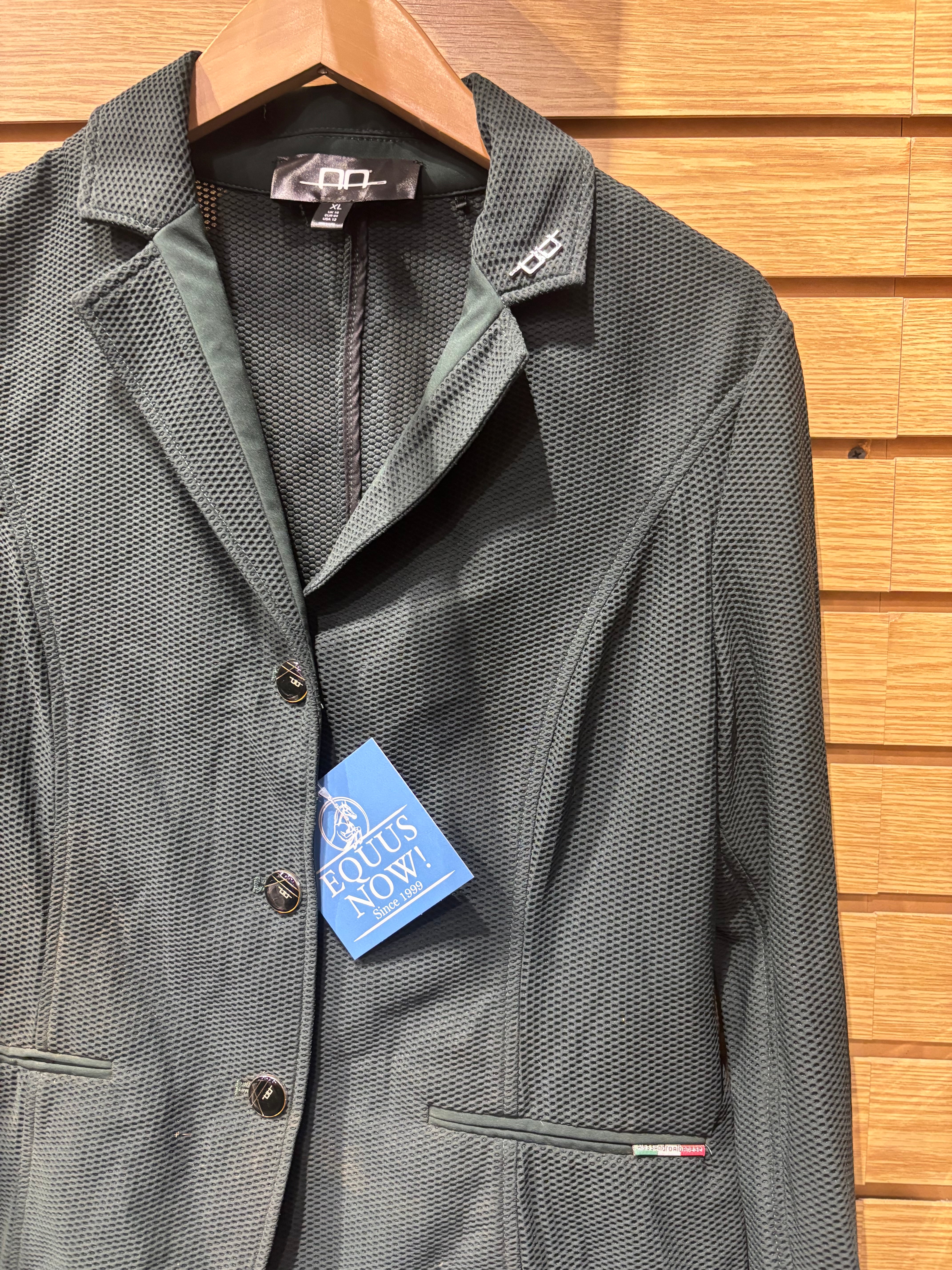 Used Alessandro Albanese XL Hunter Green Motion Lite Show Coat