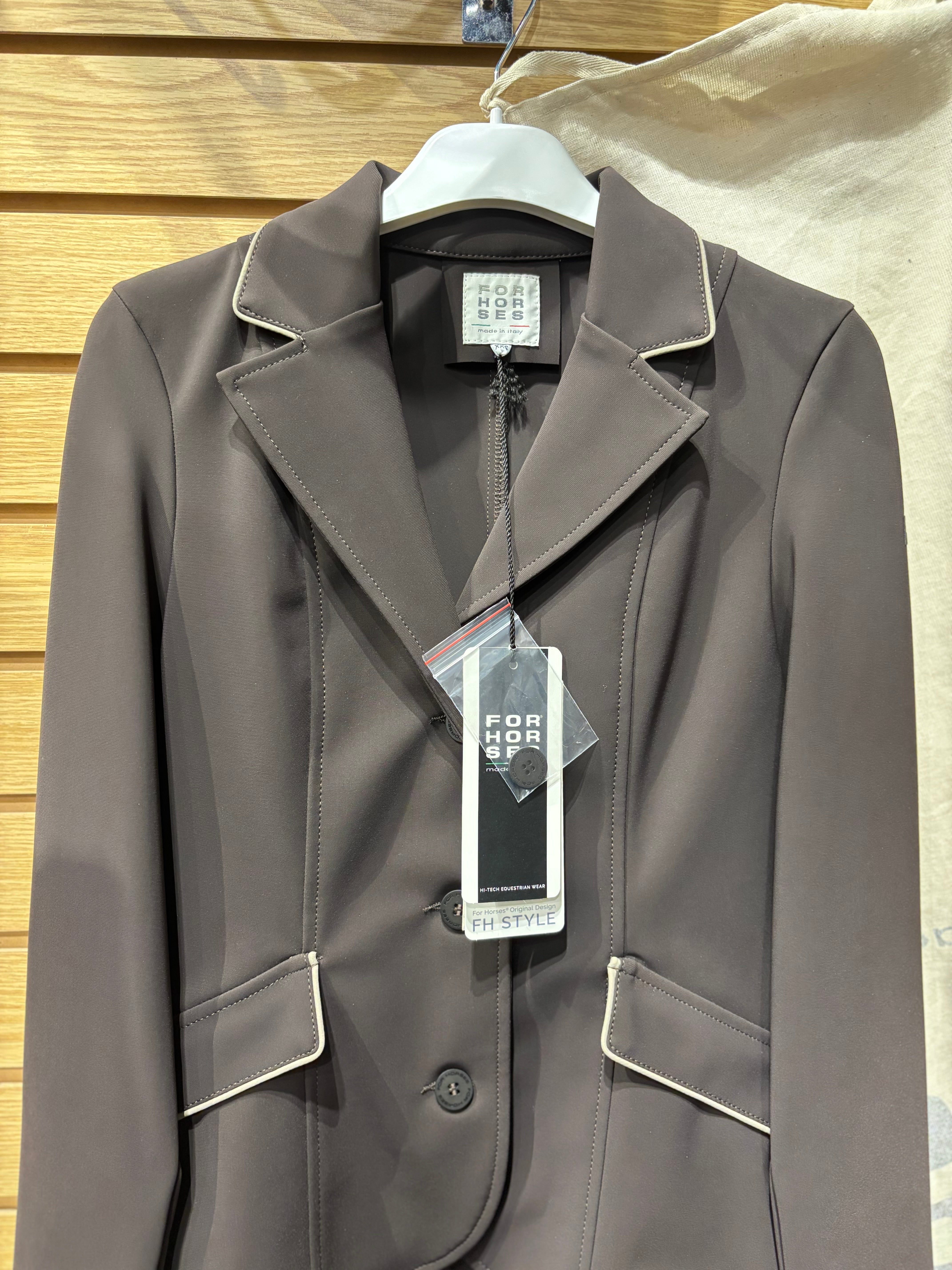 Used XX-Small Brown For Horses Show Coat