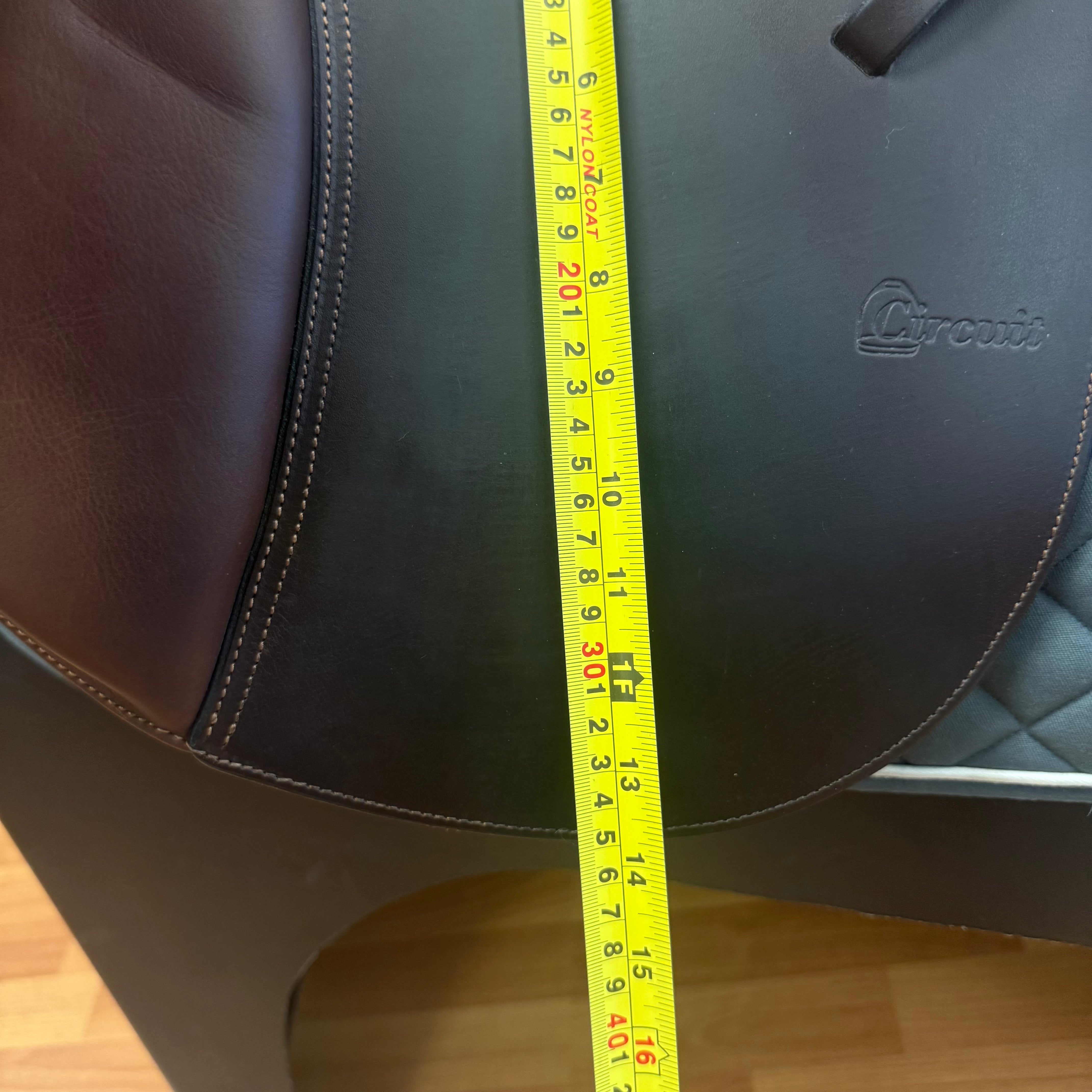 Used Circuit Jump Saddle 17" Medium Wide Tree