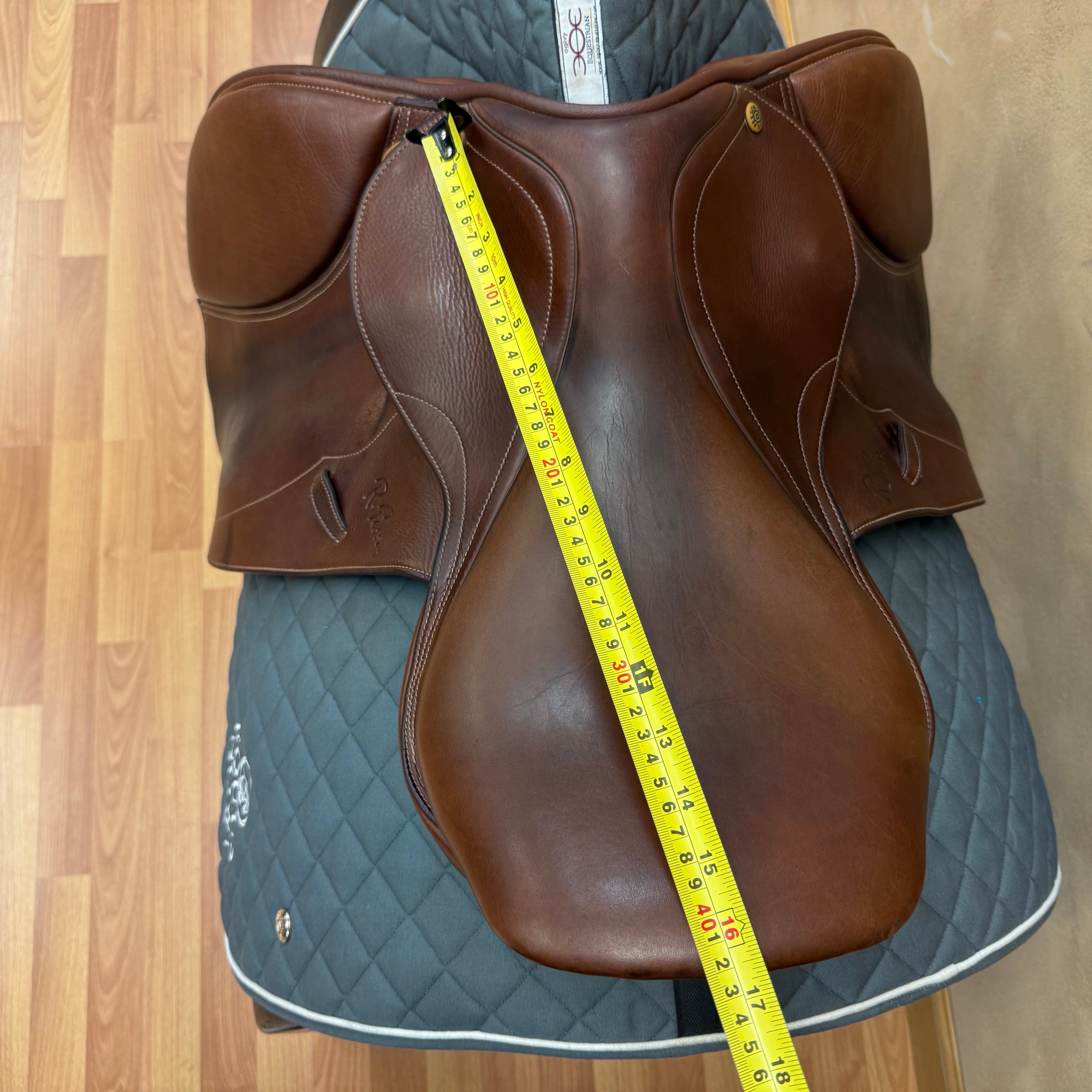 Used Pessoa Gen X Jump Saddle 16.5” Medium/Adjustable Tree