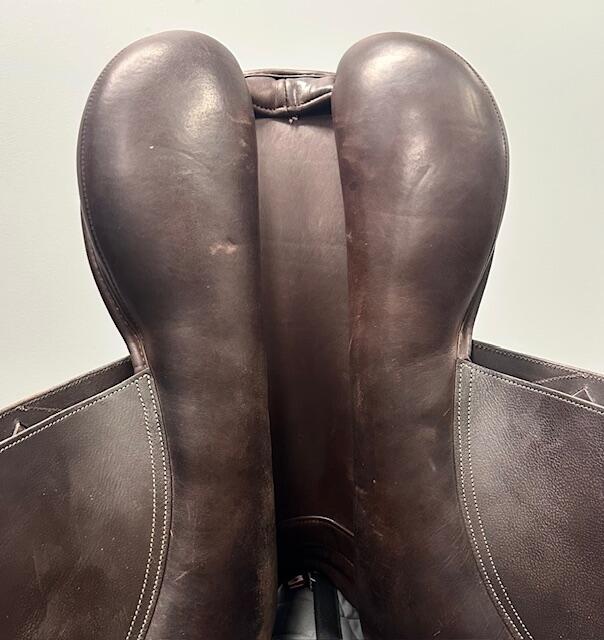 Used Collegiate Jump Saddle 17"