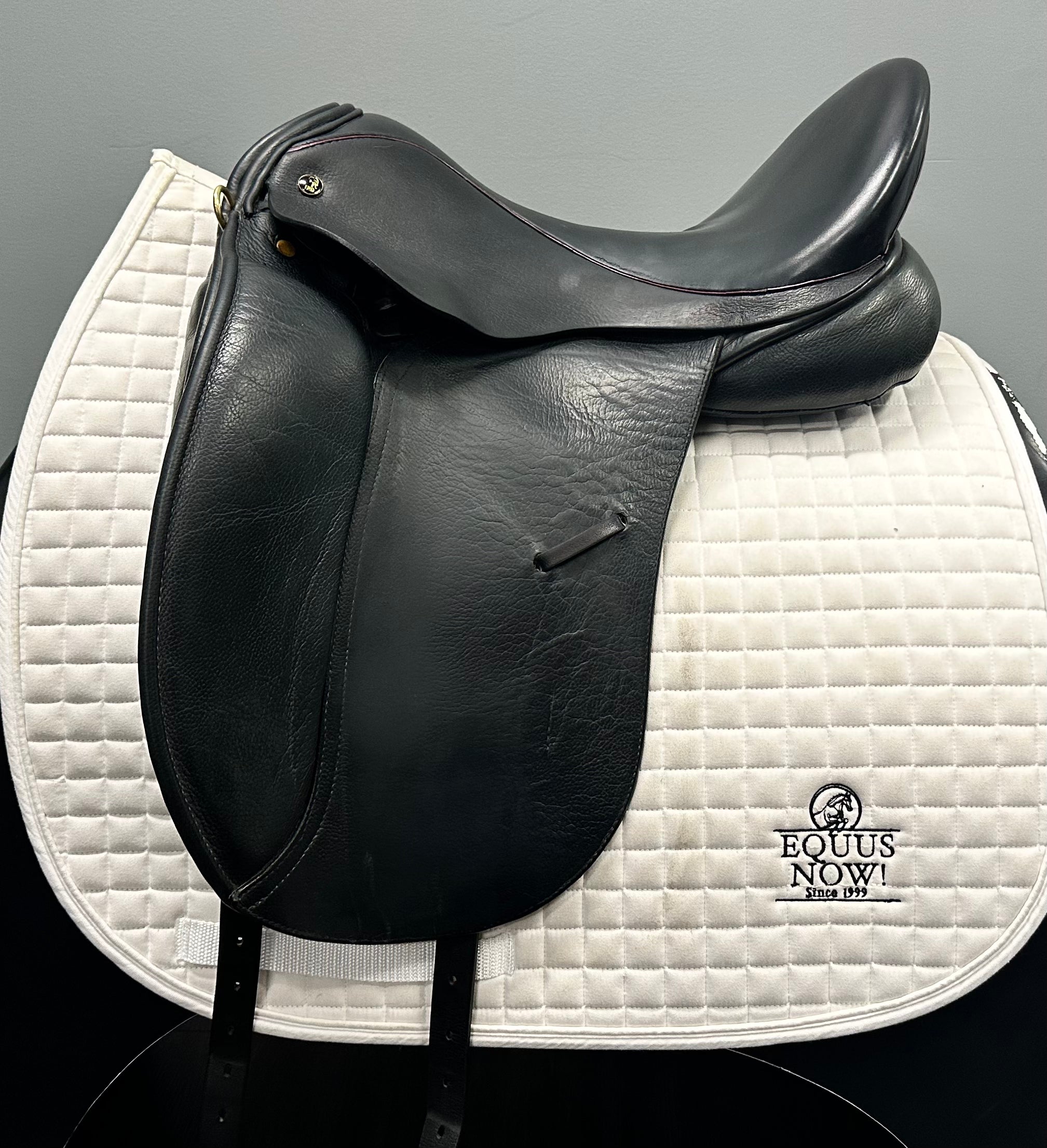 Used JRD Dressage Saddle 17 Wide Tree