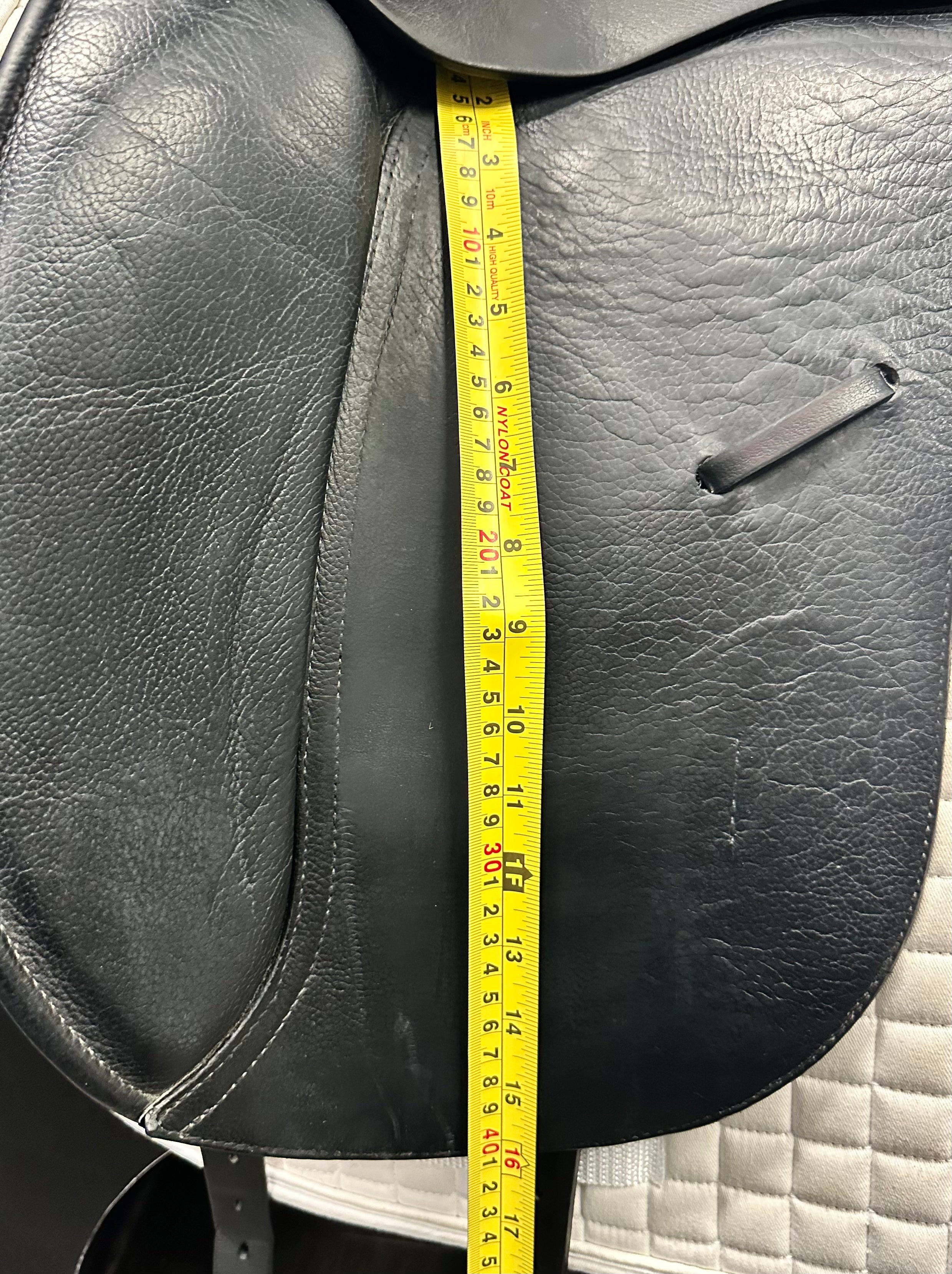 Used JRD Dressage Saddle 17 Wide Tree