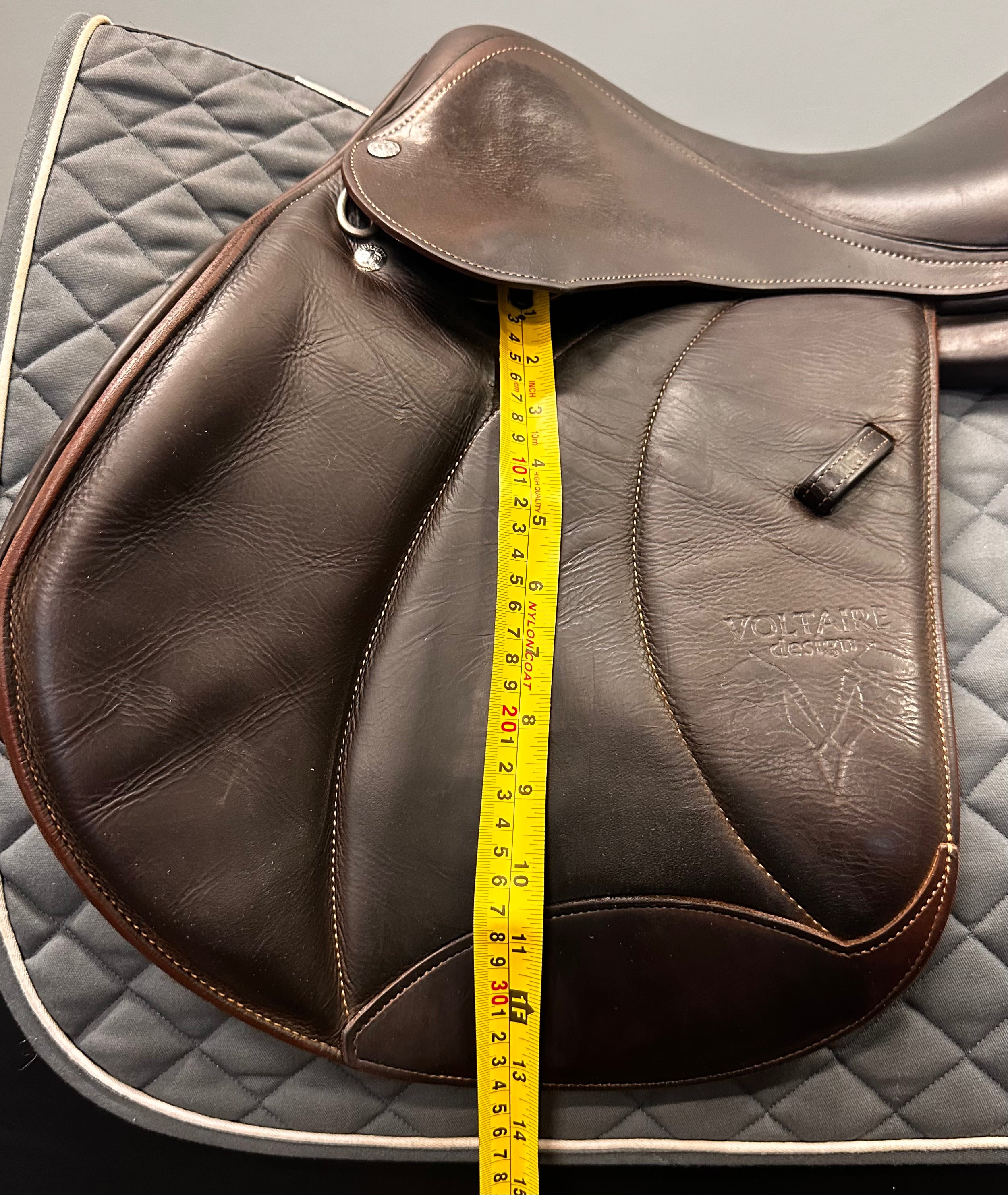 Used Voltaire 17.5" Medium Tree