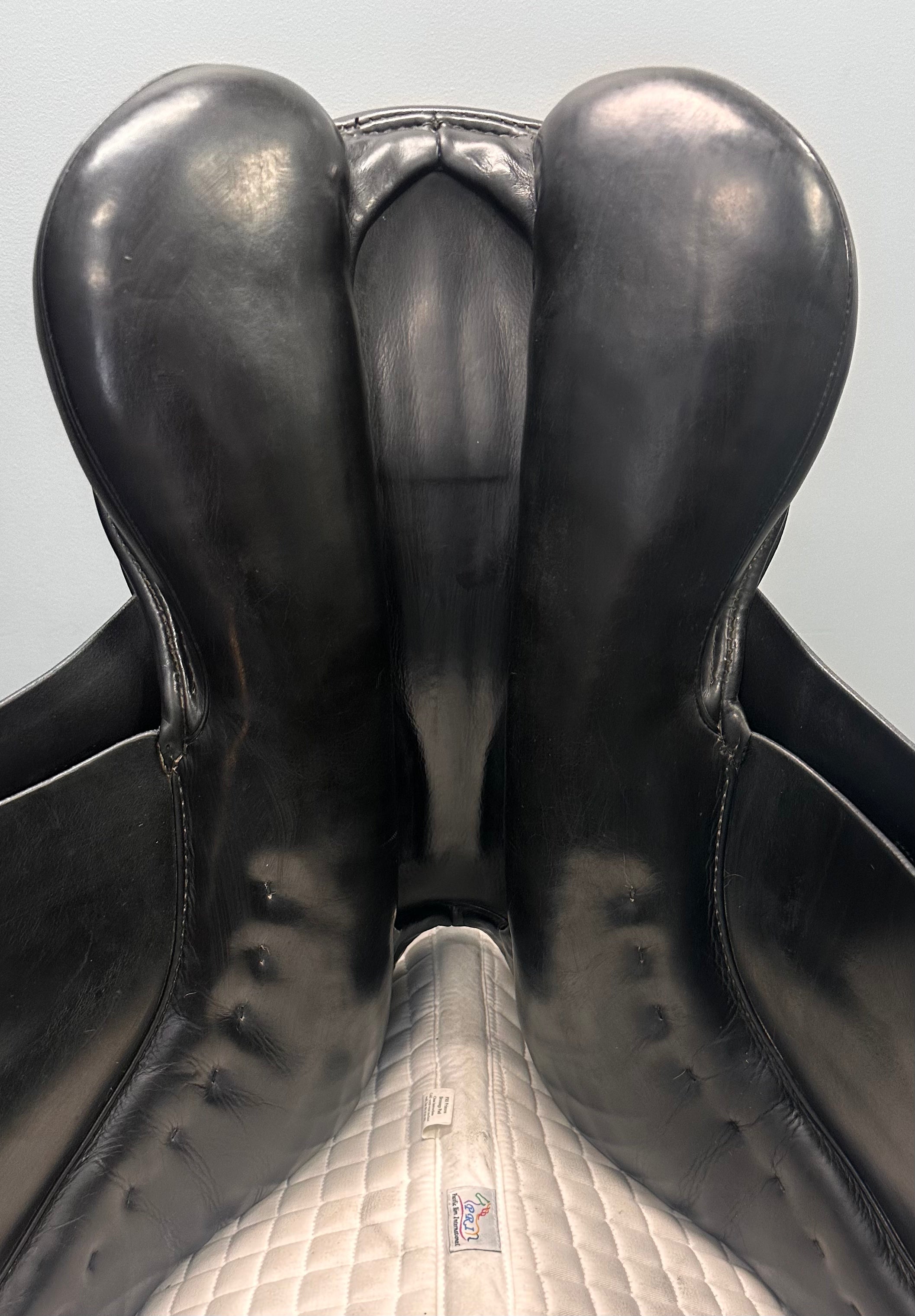 Used Passier Dressage Saddle 17.5" Medium Wide Tree