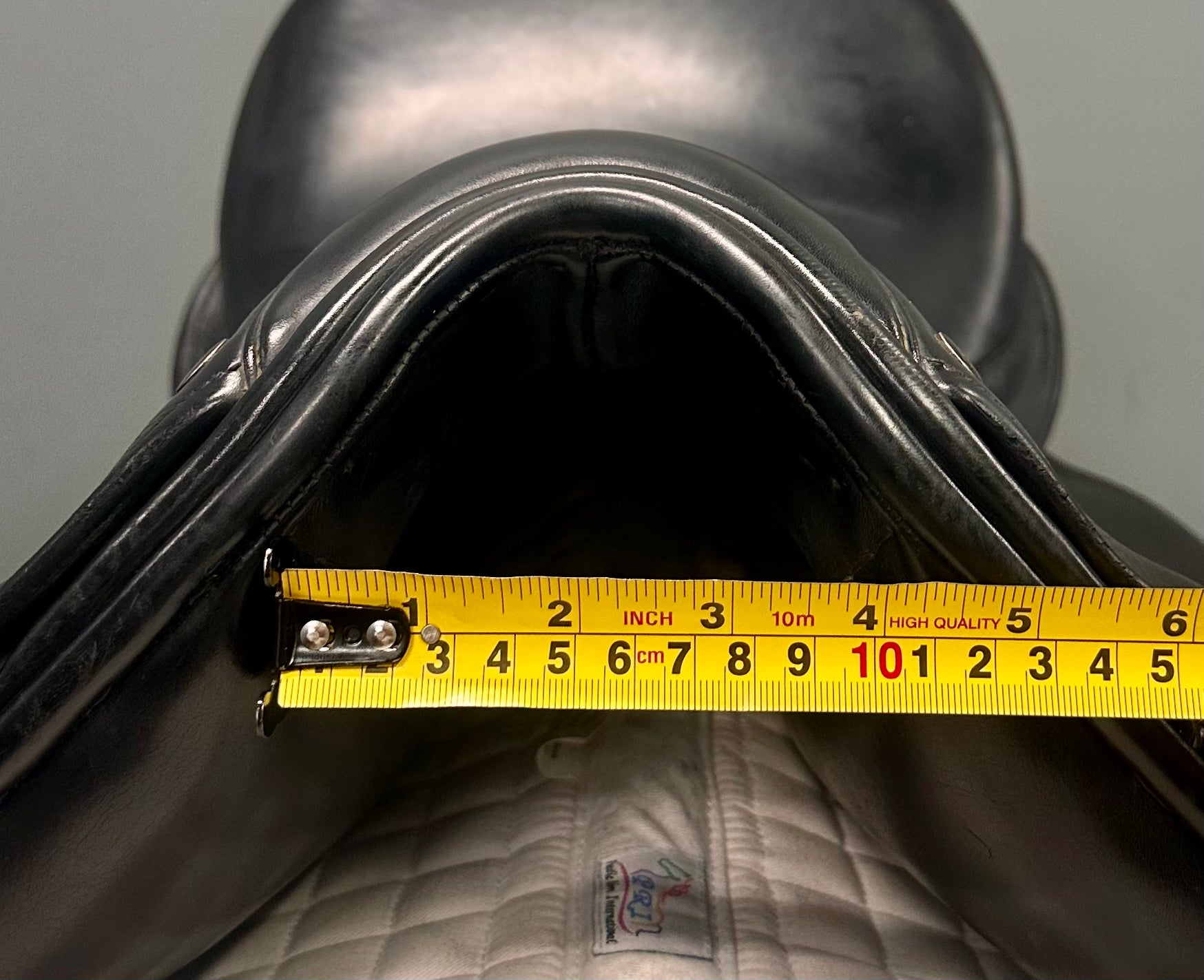 Used County Fusion Dressage Saddle 17.5" Medium Tree
