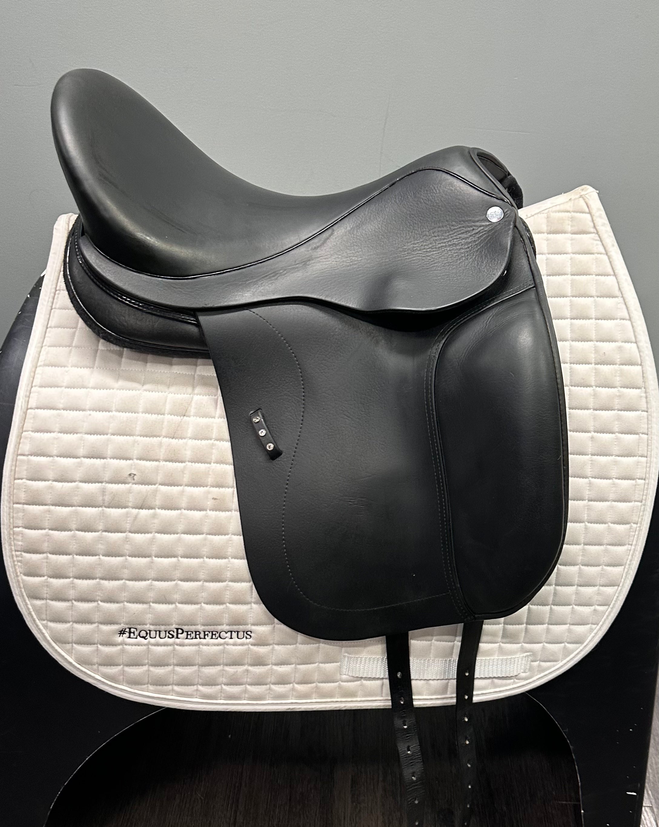 Used Patrick Saddlery Dressage Saddle 18" Medium-Wide Tree
