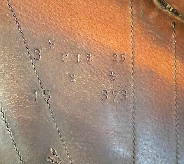 Used Butet Saumur Jump Saddle 18" Medium Tree