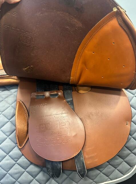 Used Stubben Zaria Jump Saddle 17" Medium Wide Gullet