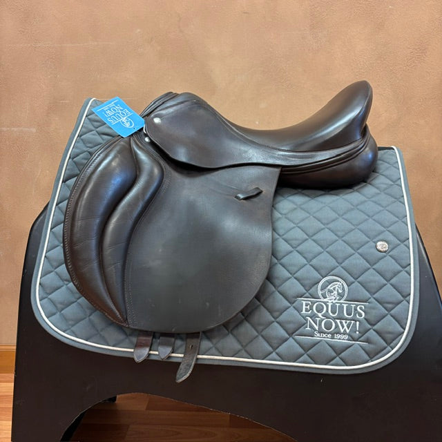 Used Loxley Bliss Jump Saddle 17" Wide Tree