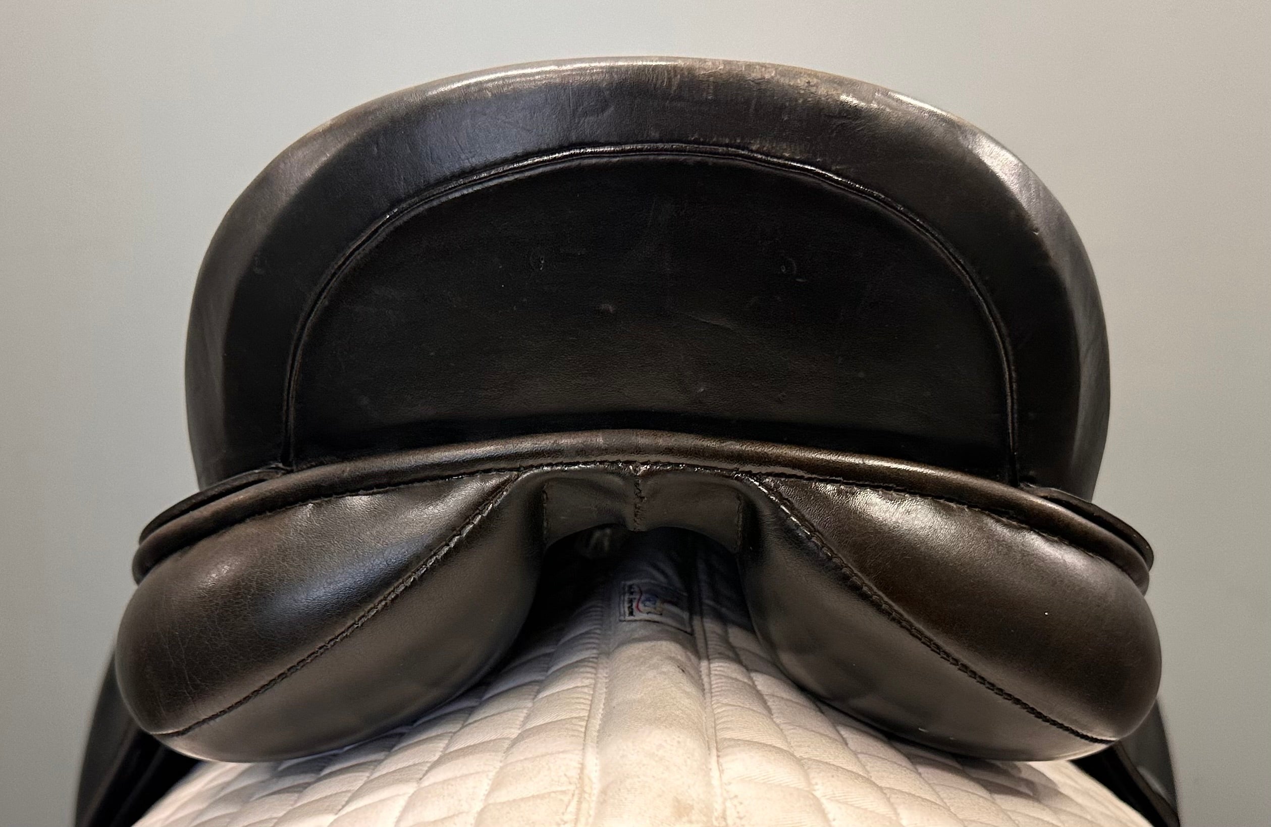 Used Albion SLK Dressage Saddle 17.5" Wide Tree