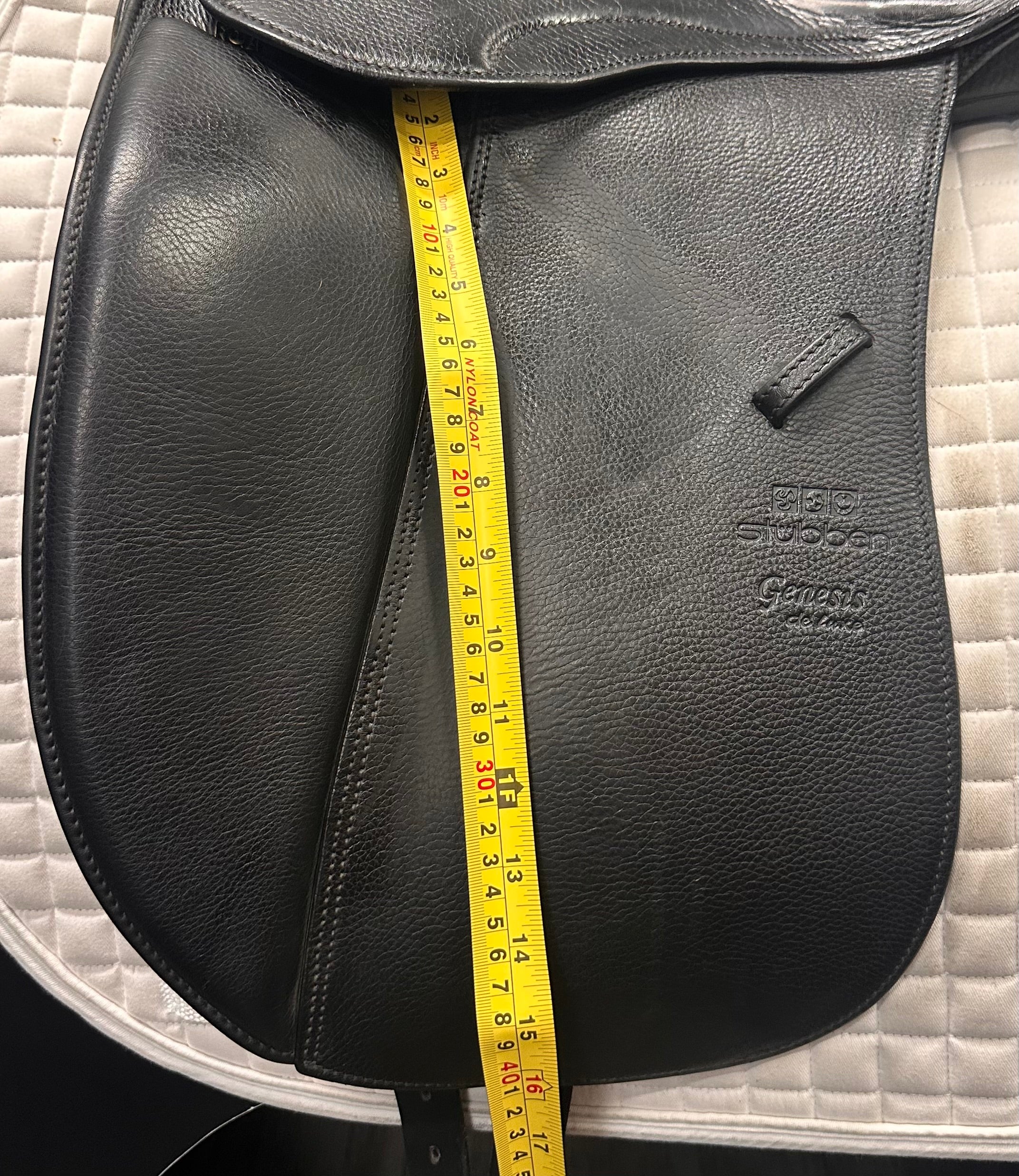 Used Stubben Genesis Deluxe Dressage Saddle 17.5" Wide Tree