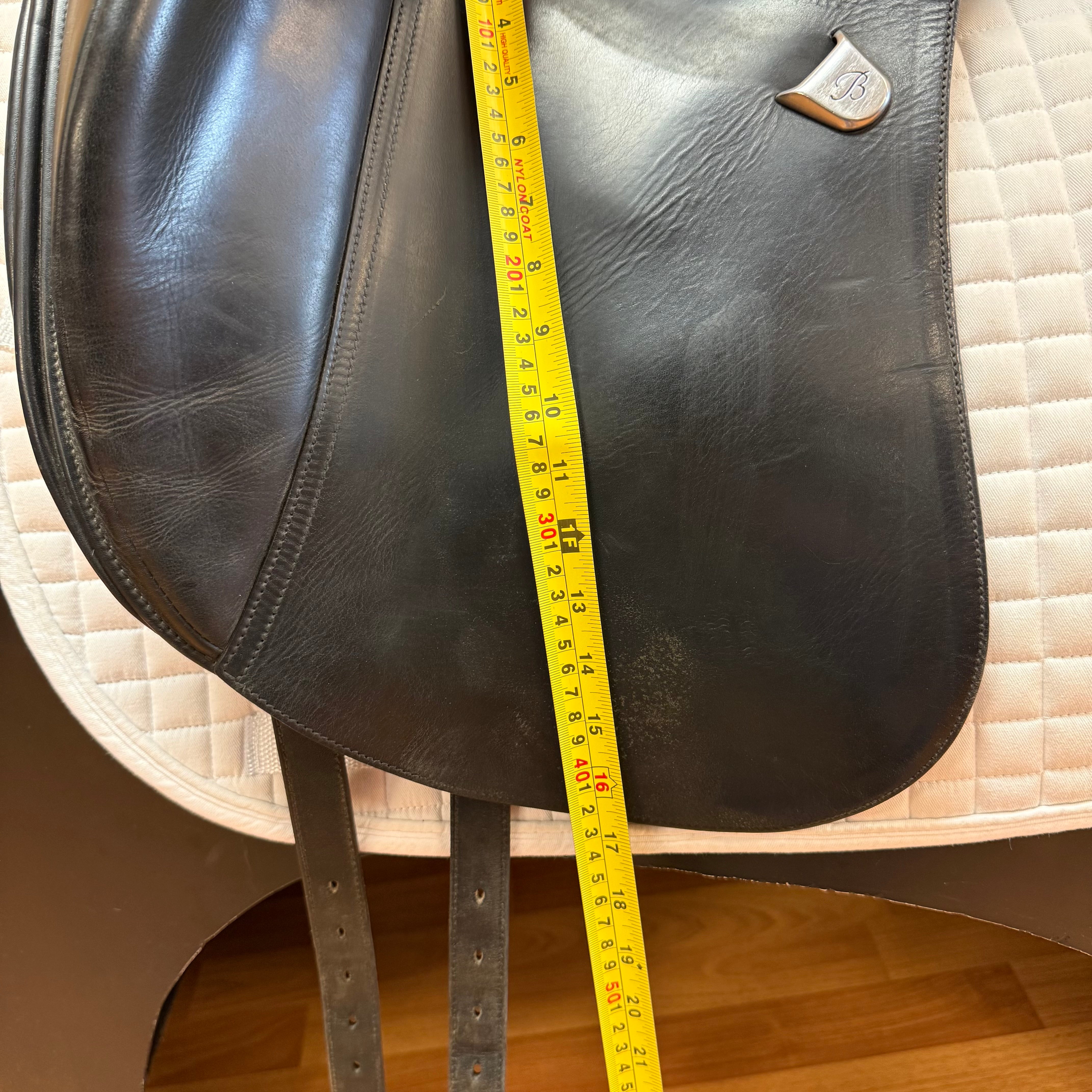 Used Bates Innova Dressage Saddle 18.5" Medium Tree