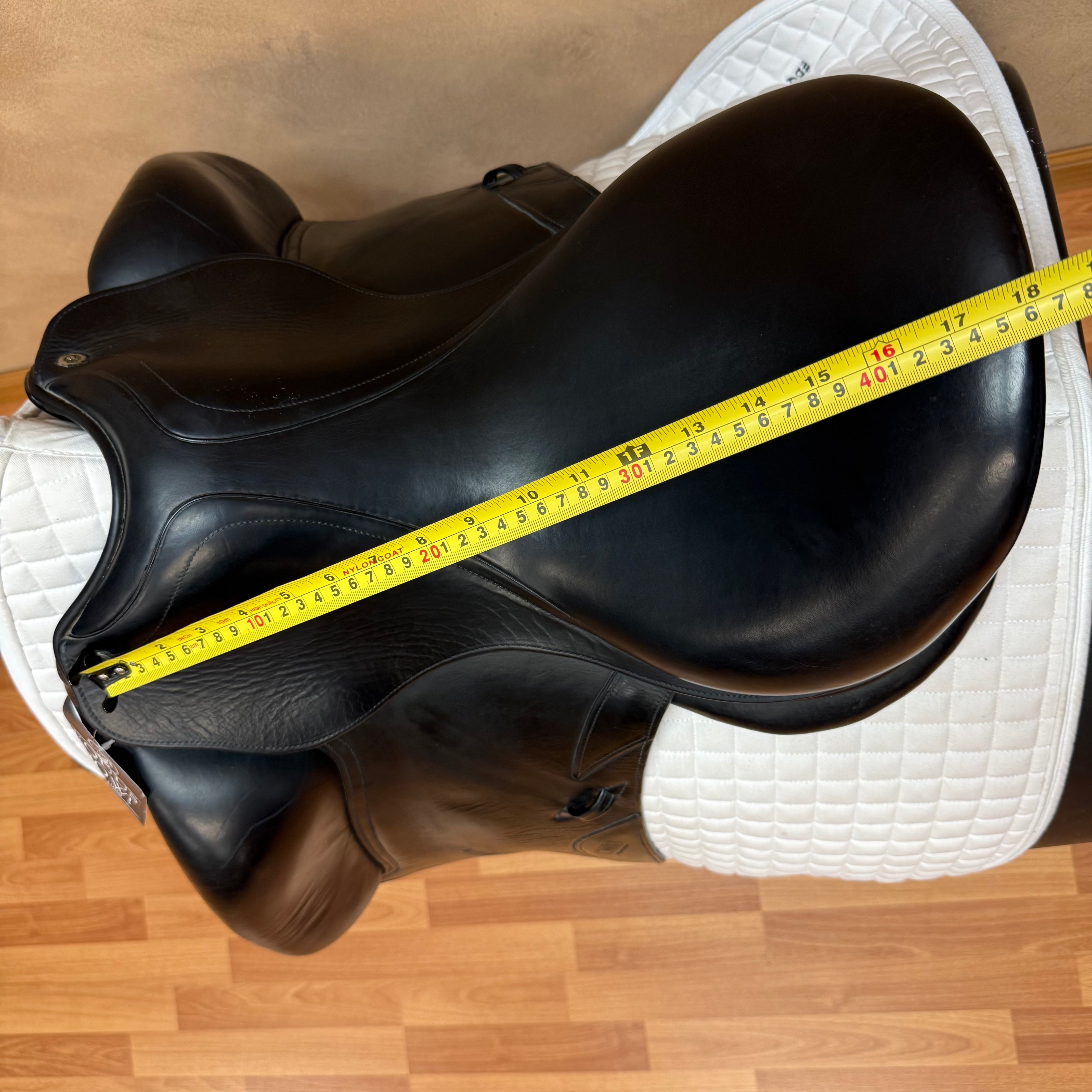 Used CWD SE08 17.5" Medium Wide Tree