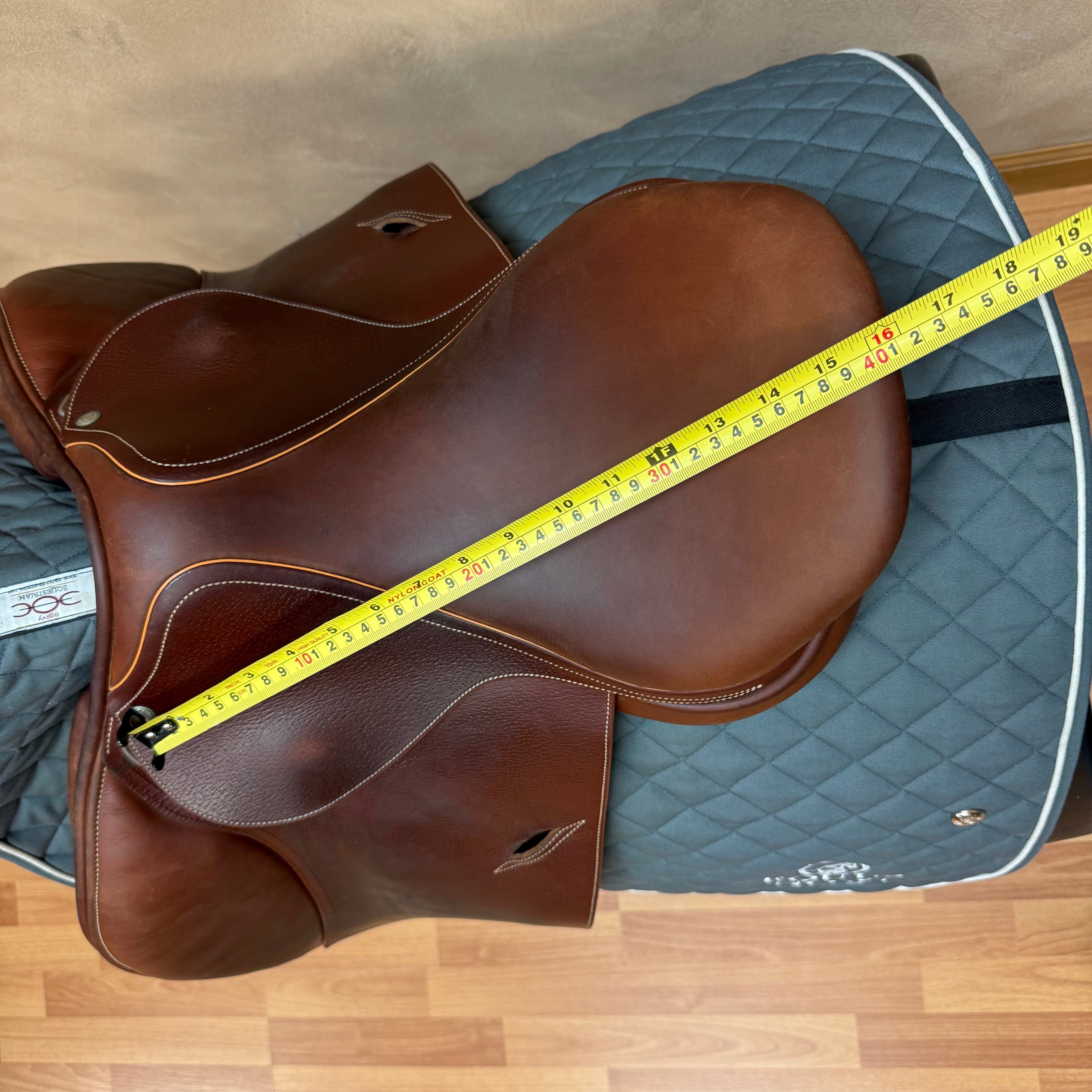 Used Luc Childeric Jump Saddle 16" Medium Tree