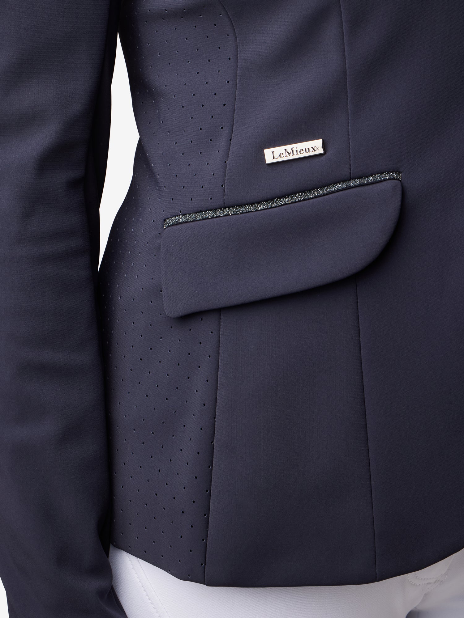 #color_navy