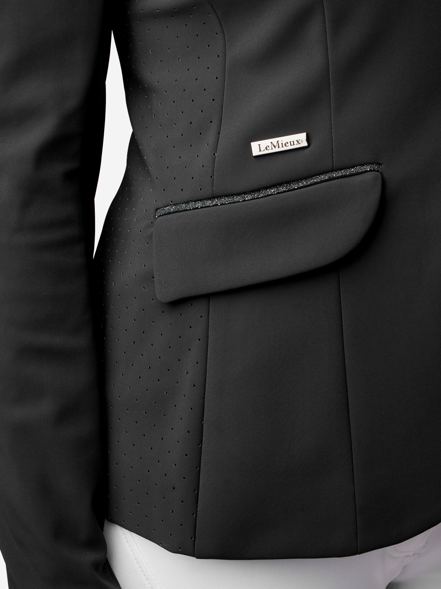 #color_black