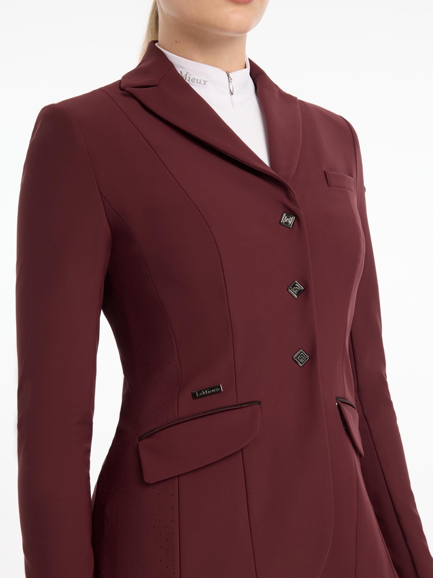 #color_burgundy