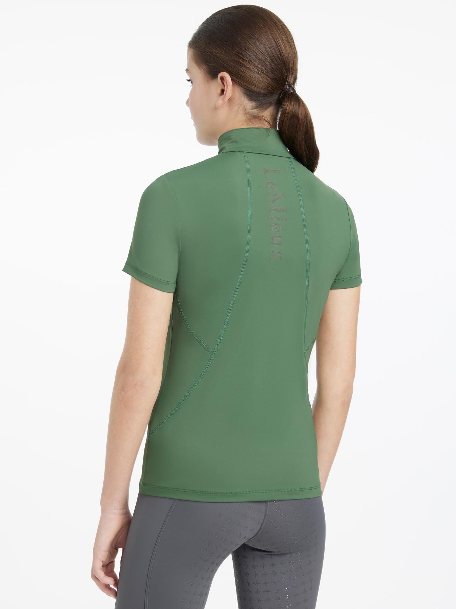 #color_hunter green