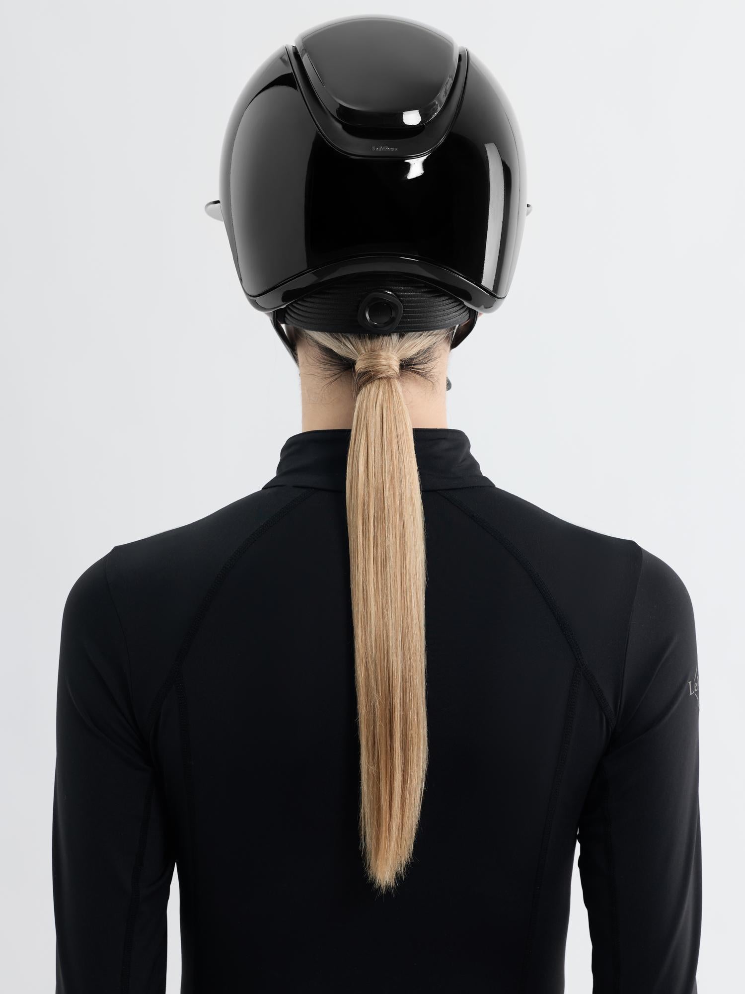 #color_gloss black