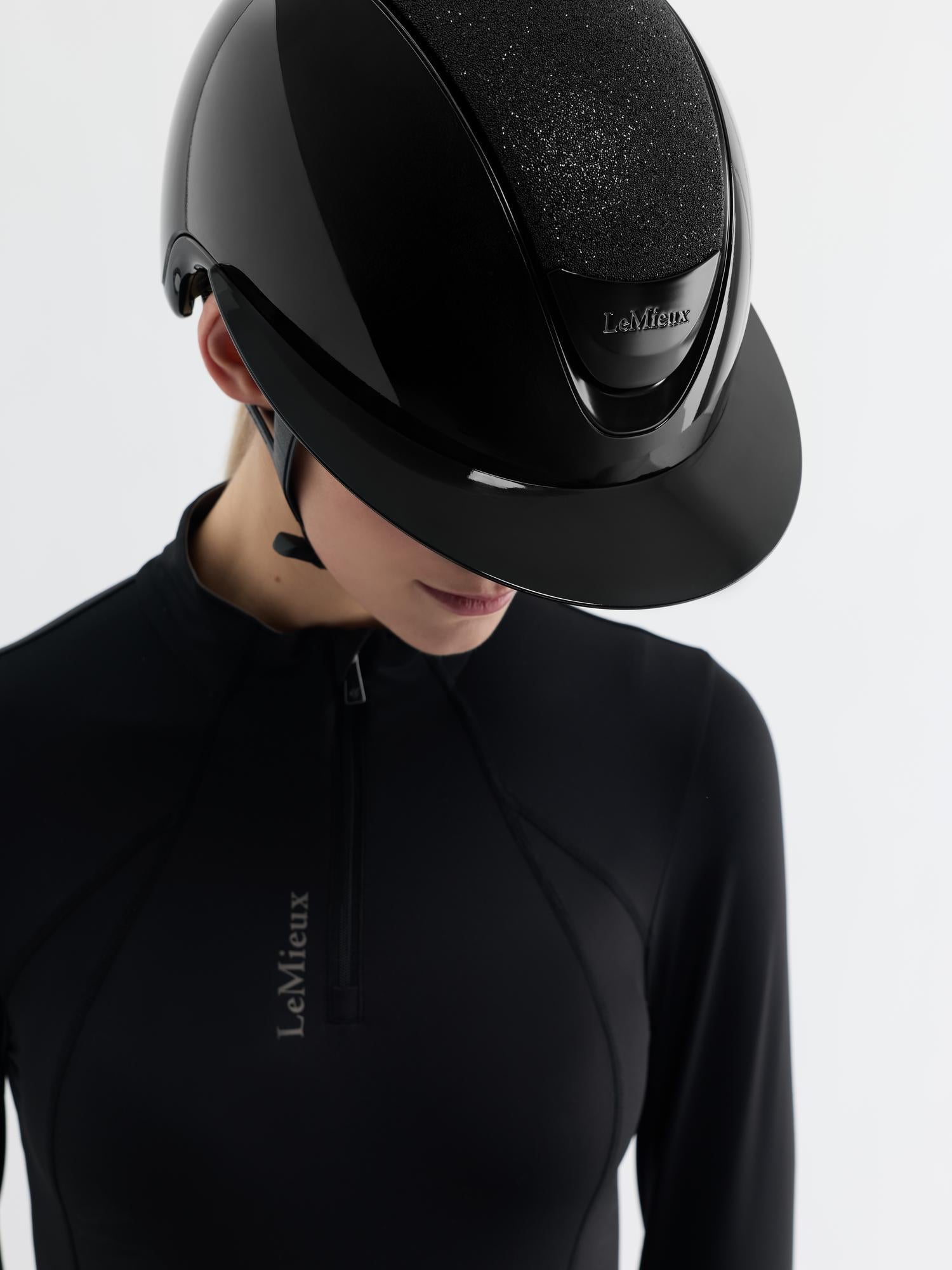 #color_brilliance black