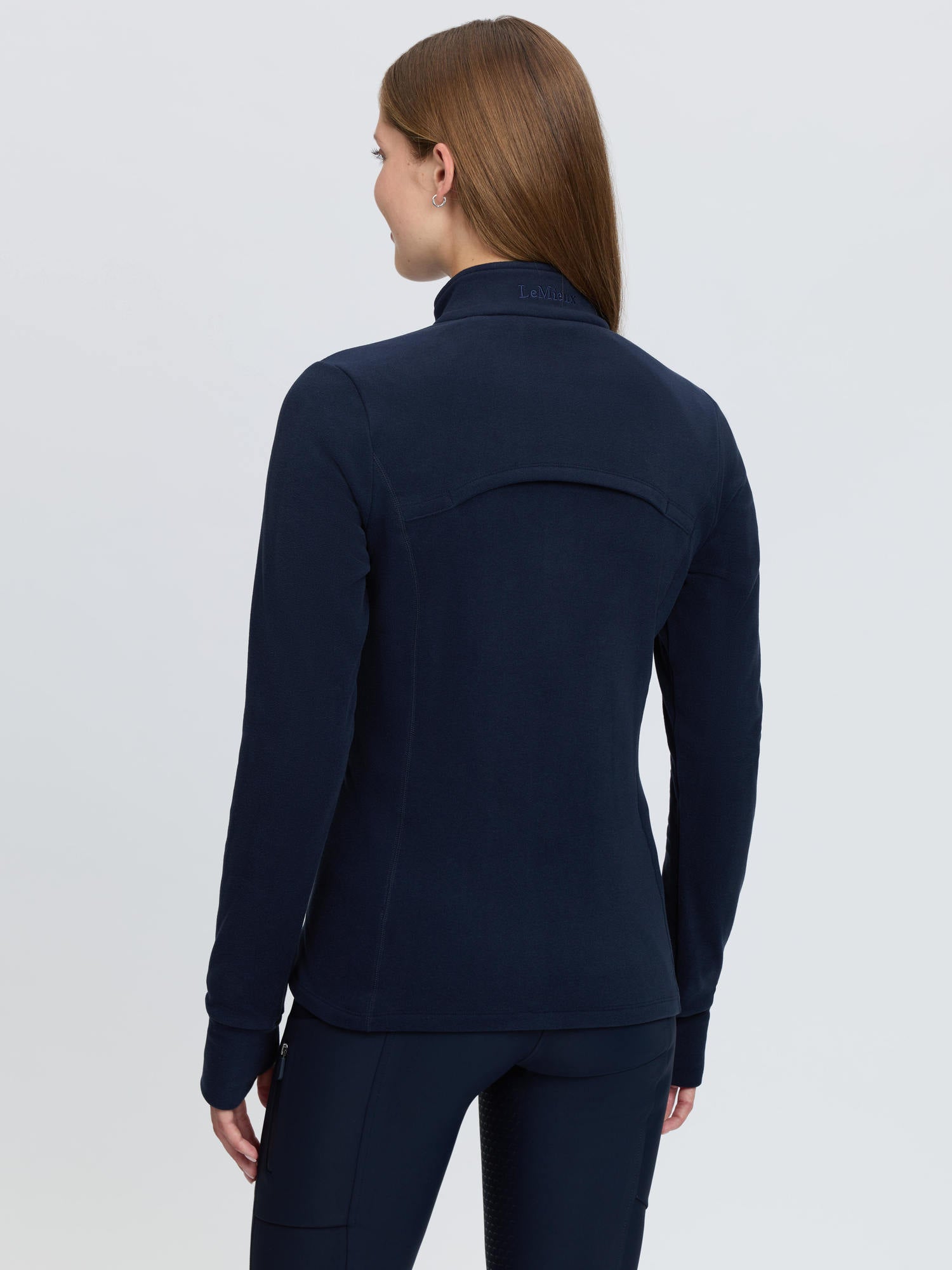 #color_navy