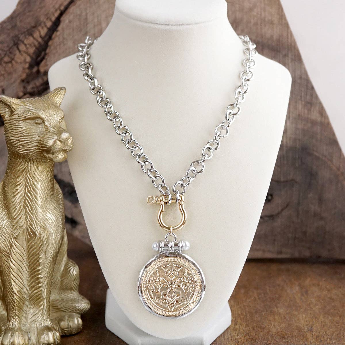 PennyLine inc - Chunky Statement Necklace – Shackle Coin Pendant Necklace - Gold Silver