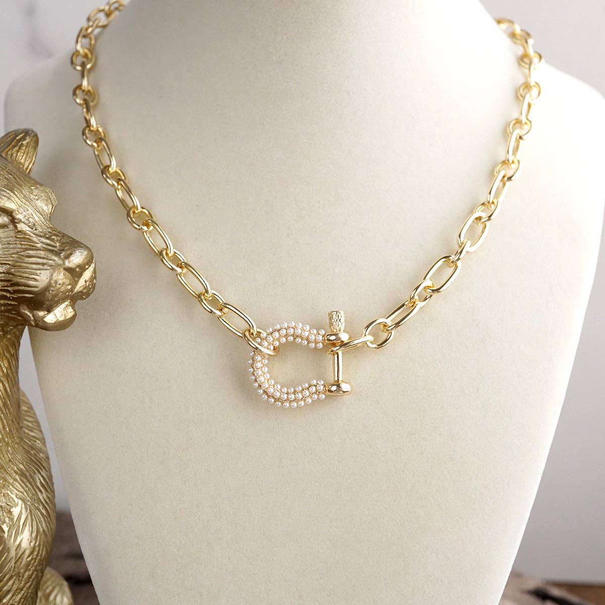 Shackle Chain Toggle Necklace - Gold Silver – Harbor Gleam