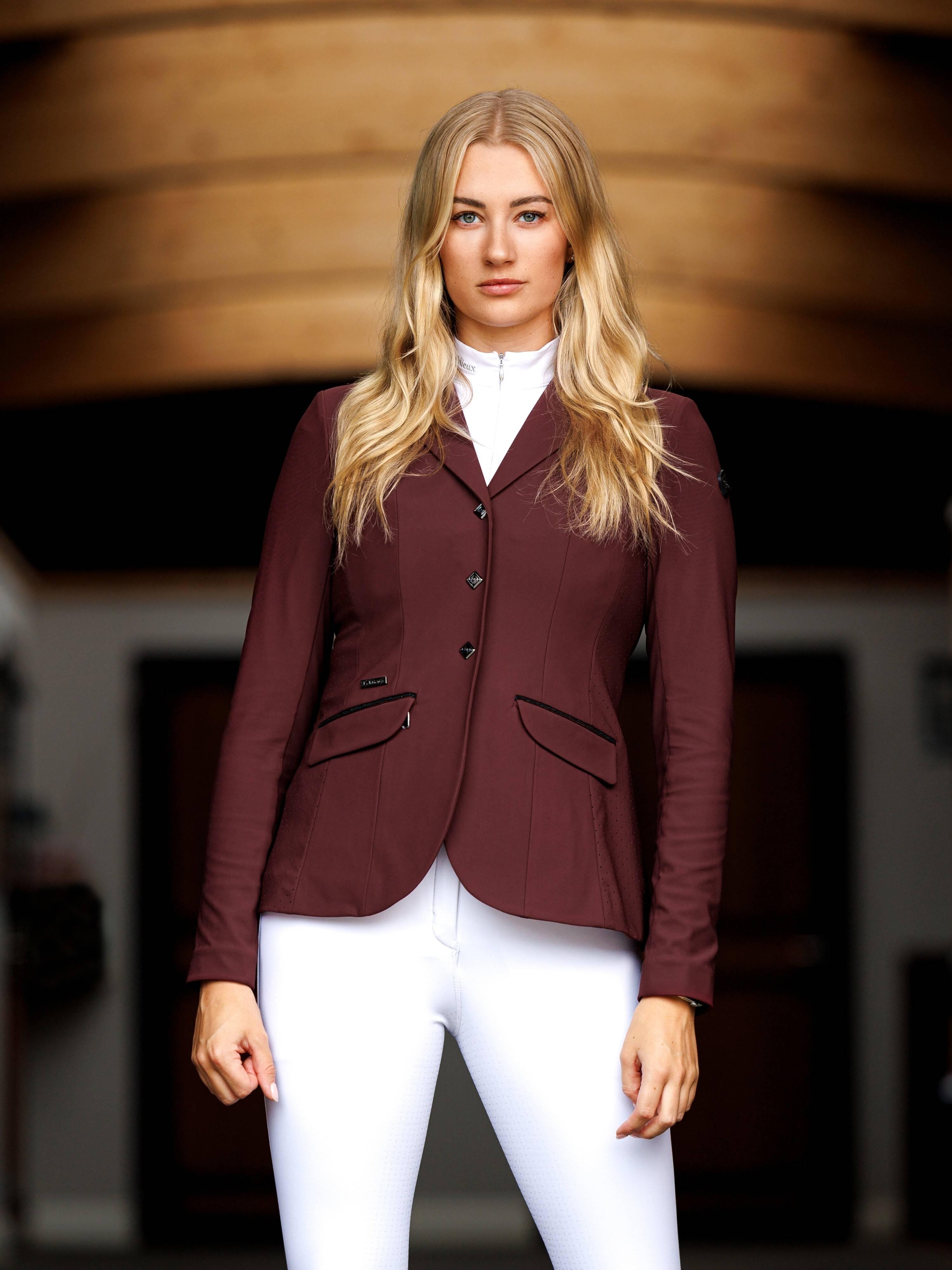 #color_burgundy