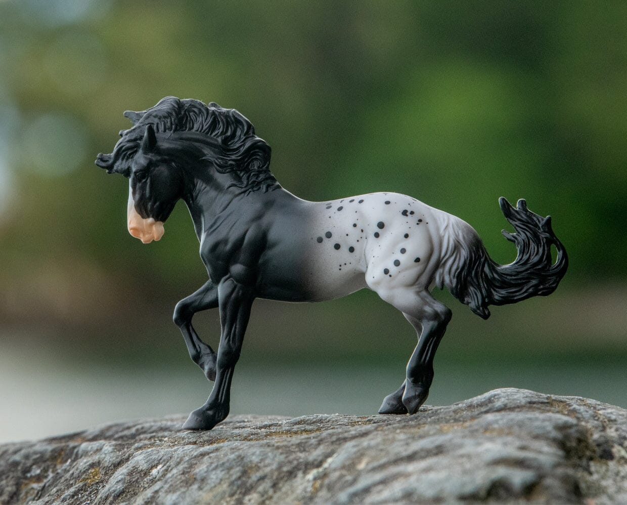 Breyer Mystery Horse Surprise: Exquisite Equines - Series 4
