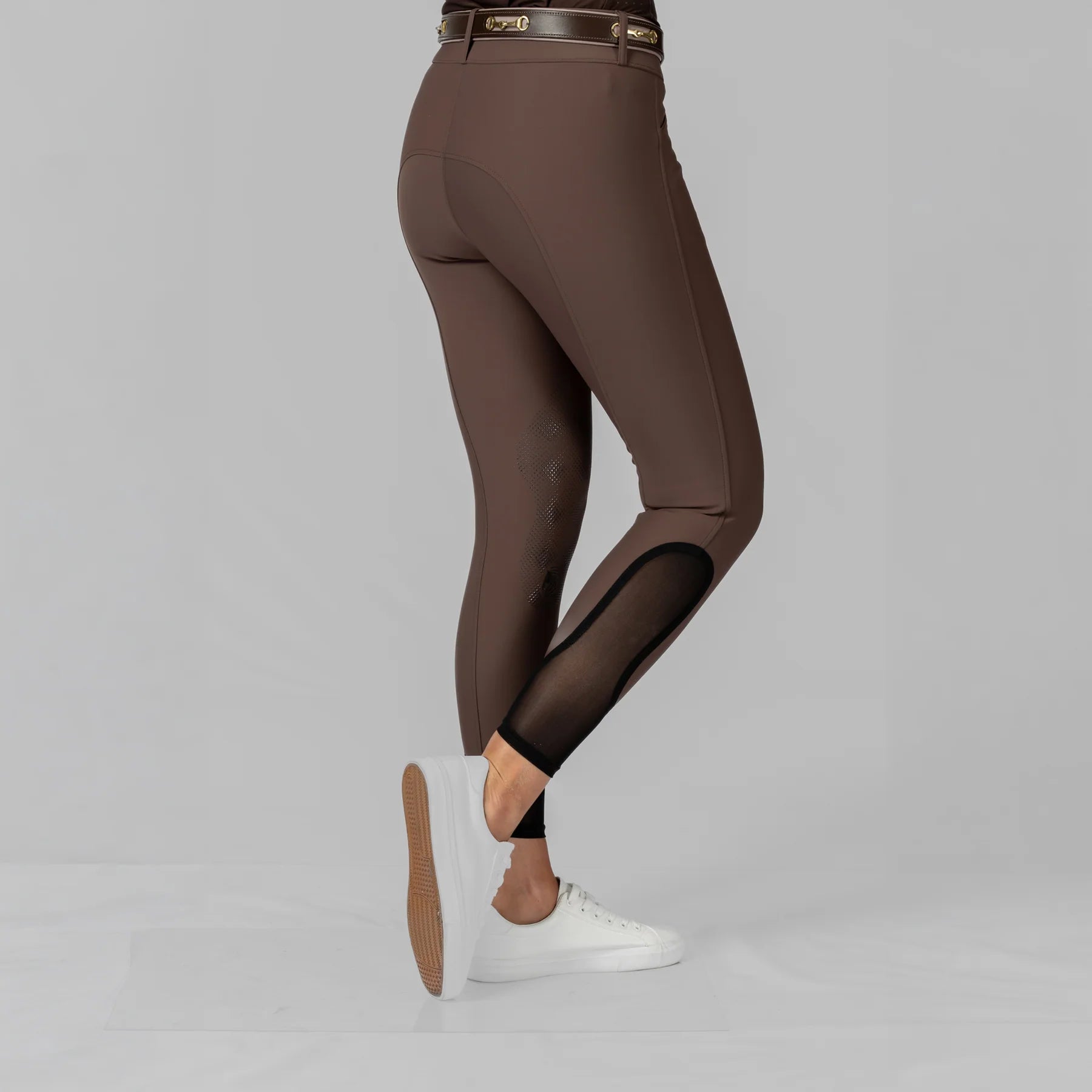 #color_dark brown
